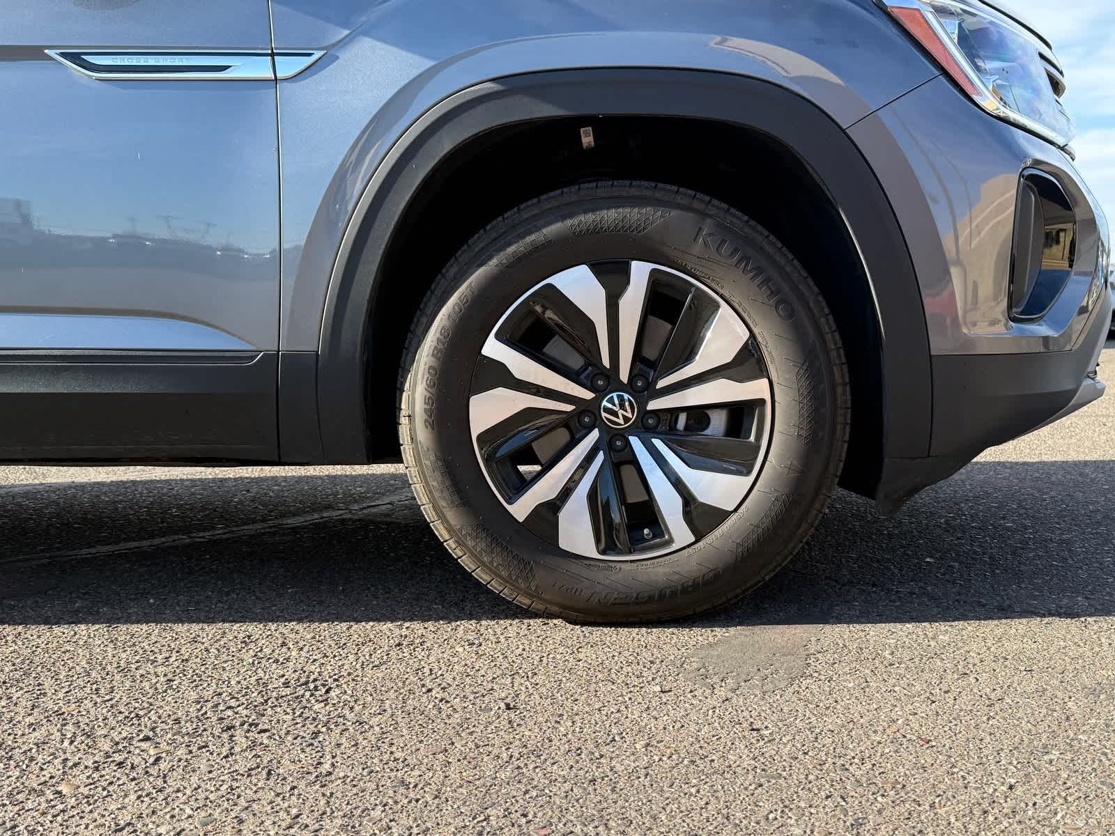 Thumbnail: 2024 Volkswagen Atlas - 5