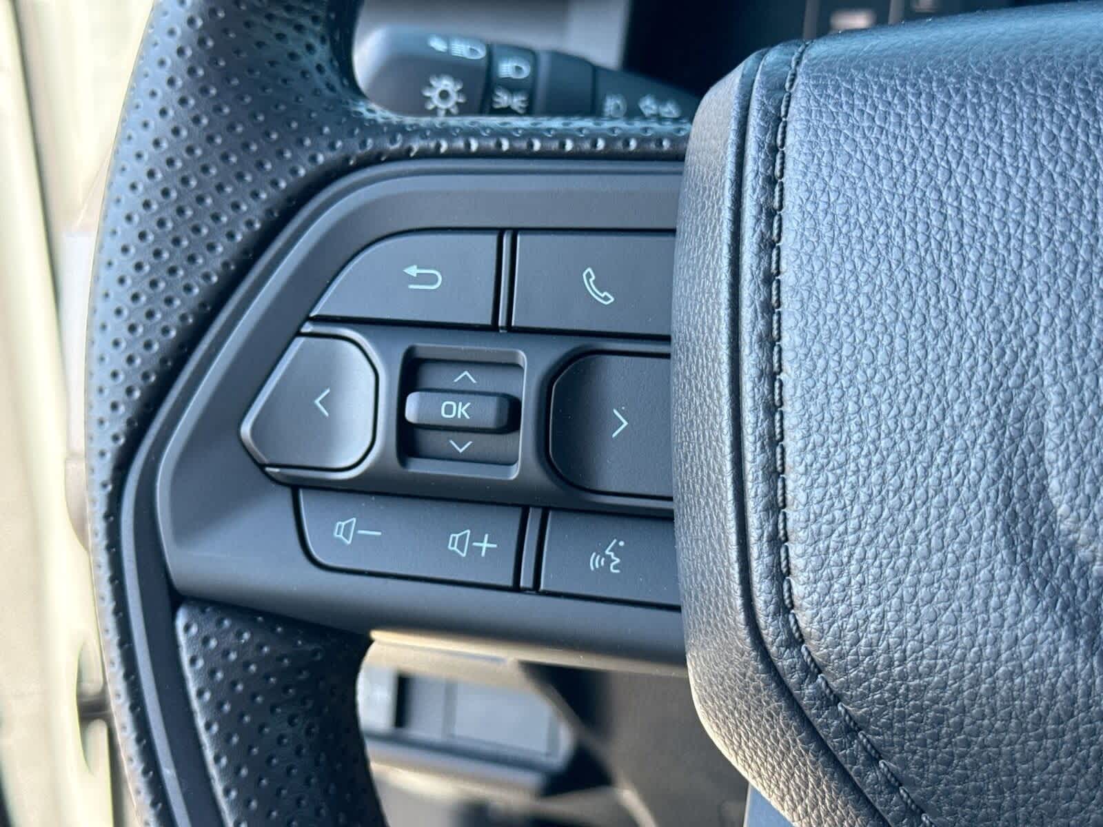 Thumbnail: 2025 Toyota Tacoma - 27