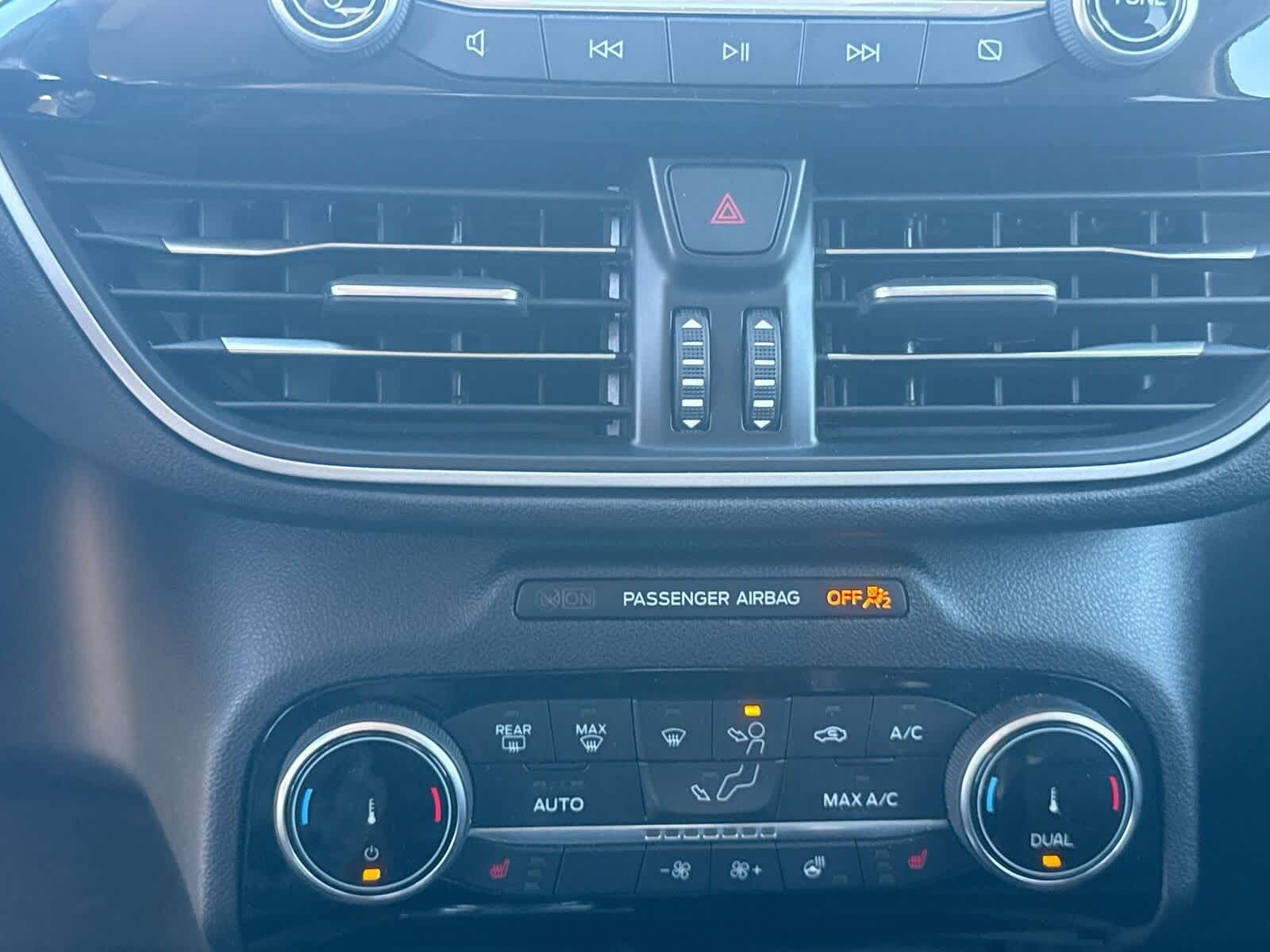 Thumbnail: 2022 Ford Escape - 22