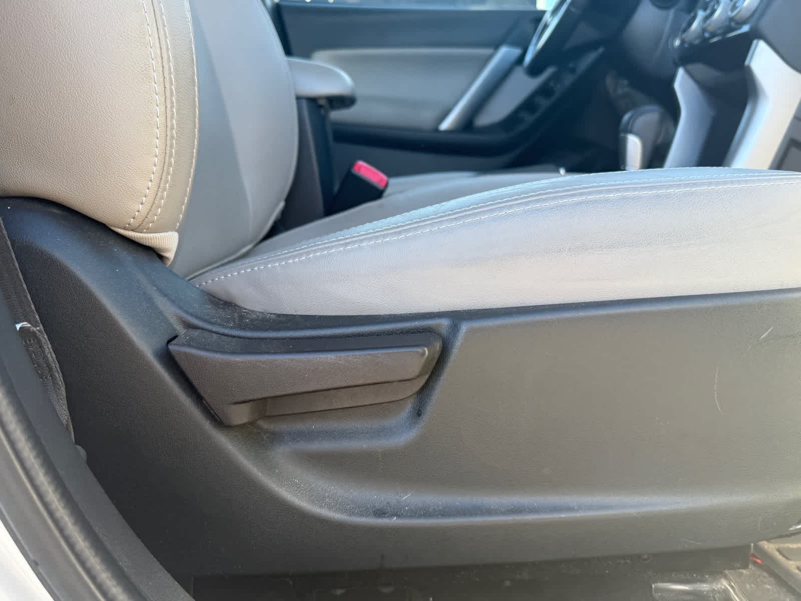 Thumbnail: 2018 Subaru Forester - 10