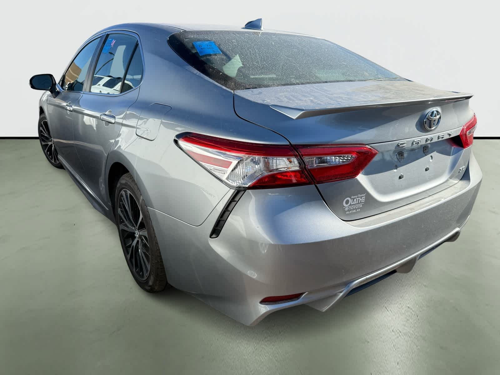 Thumbnail: 2020 Toyota Camry - 3