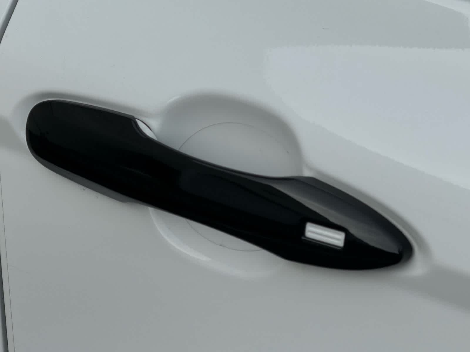 Thumbnail: 2023 Toyota Camry - 18