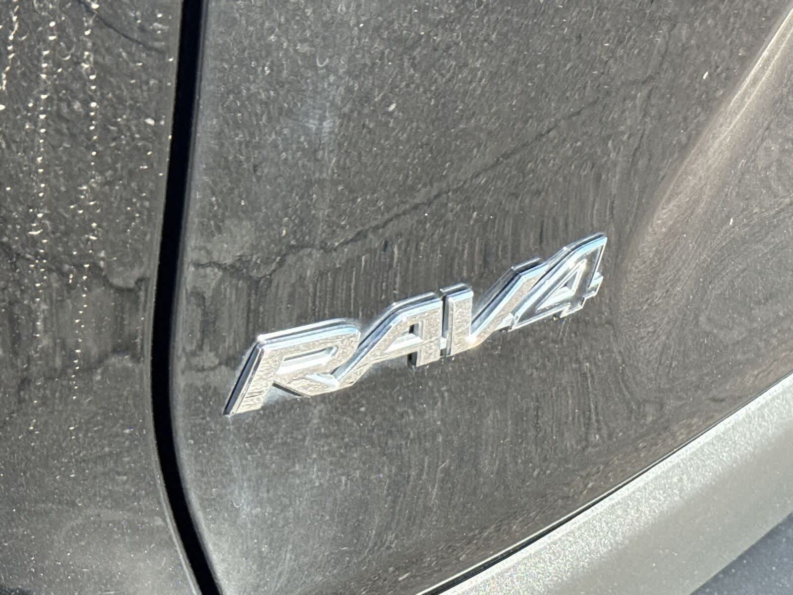 Thumbnail: 2023 Toyota RAV4 - 33