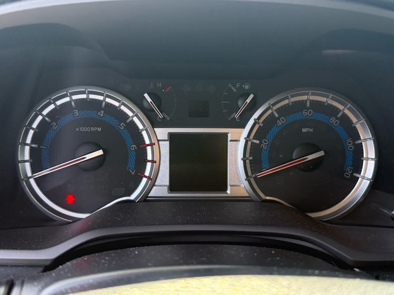Thumbnail: 2016 Toyota 4Runner - 20