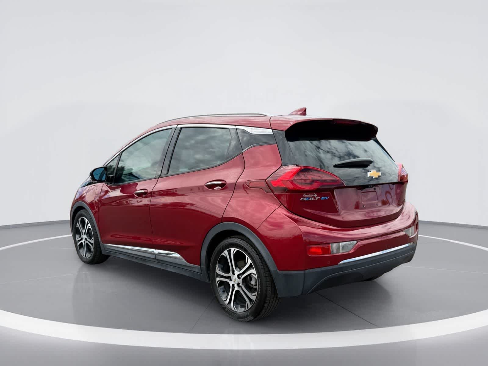 Thumbnail: 2017 Chevrolet Bolt EV - 3