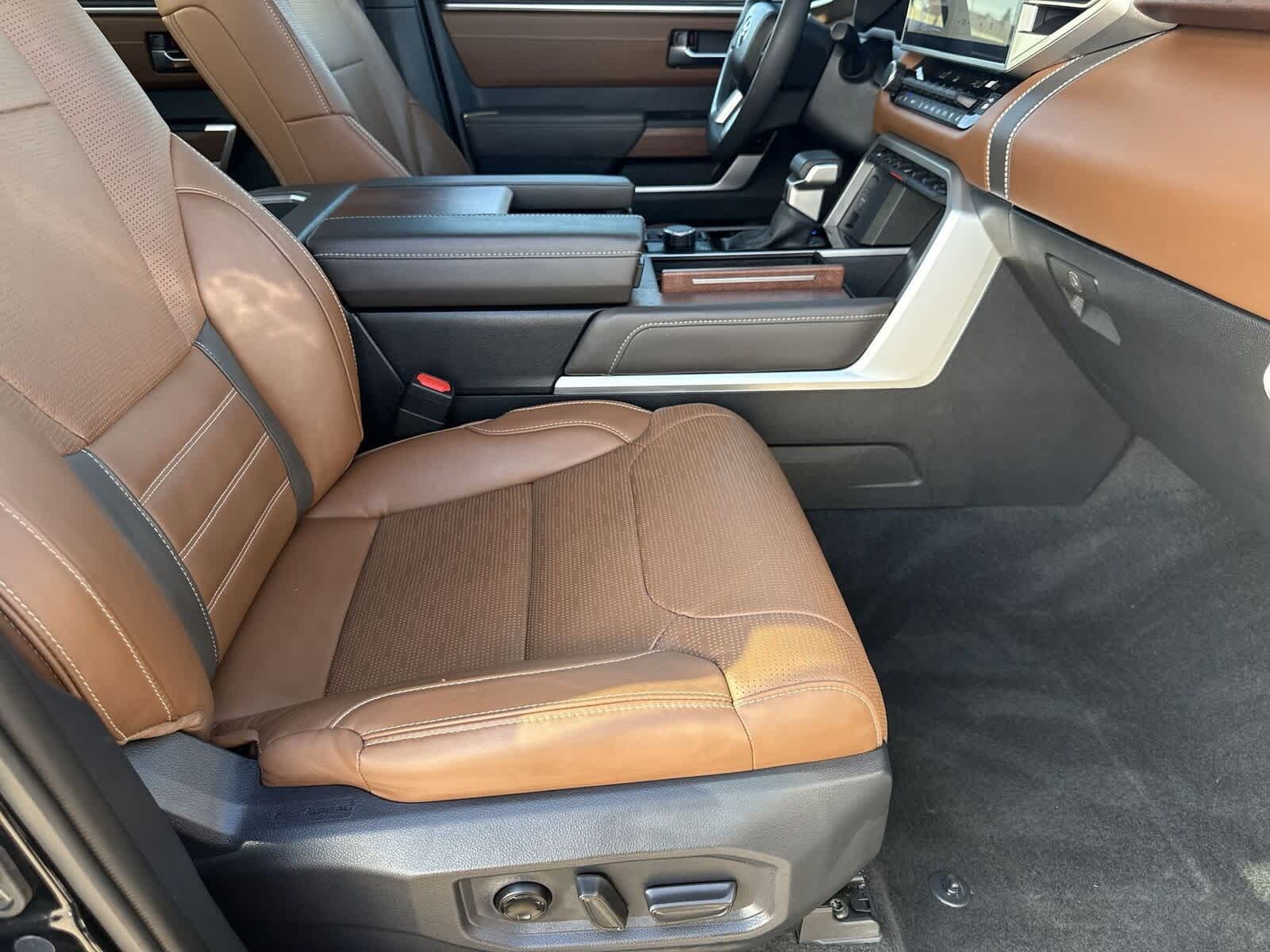 Thumbnail: 2025 Toyota Tundra - 12