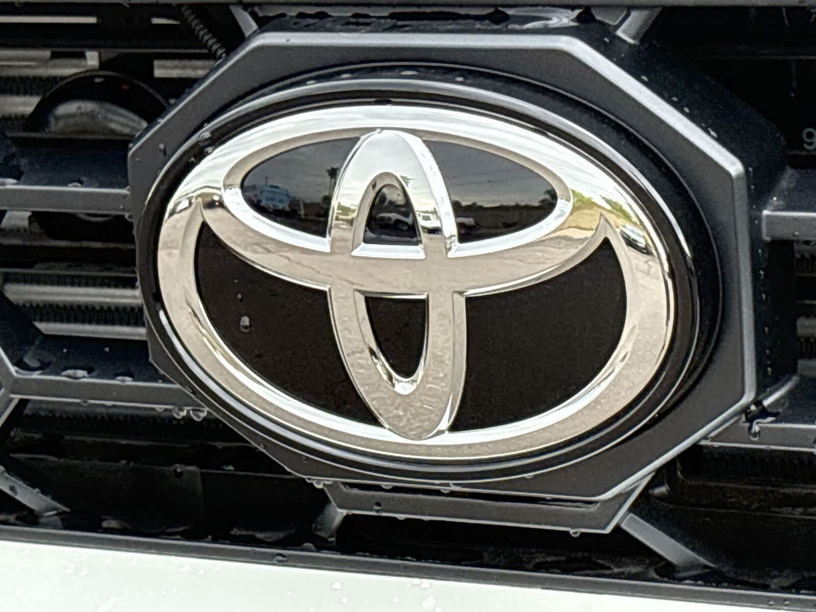 Thumbnail: 2025 Toyota 4Runner - 33