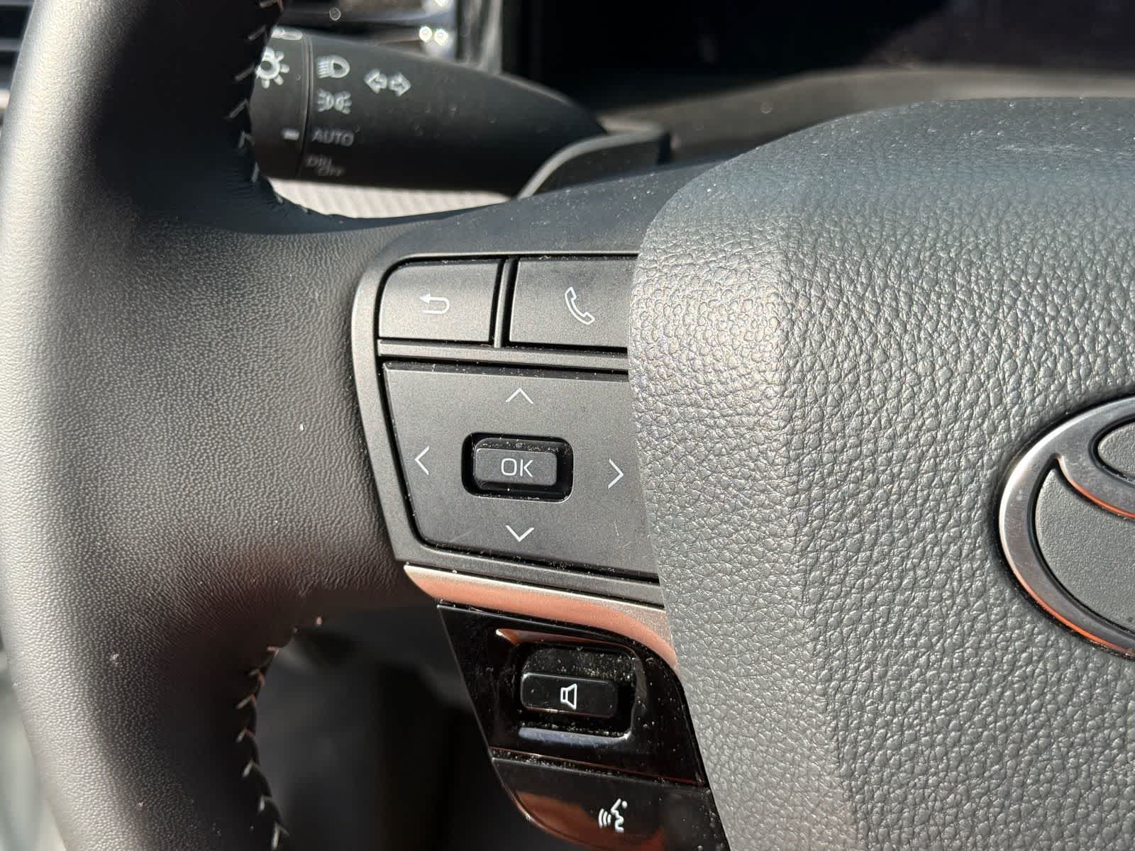 Thumbnail: 2025 Toyota Camry - 16