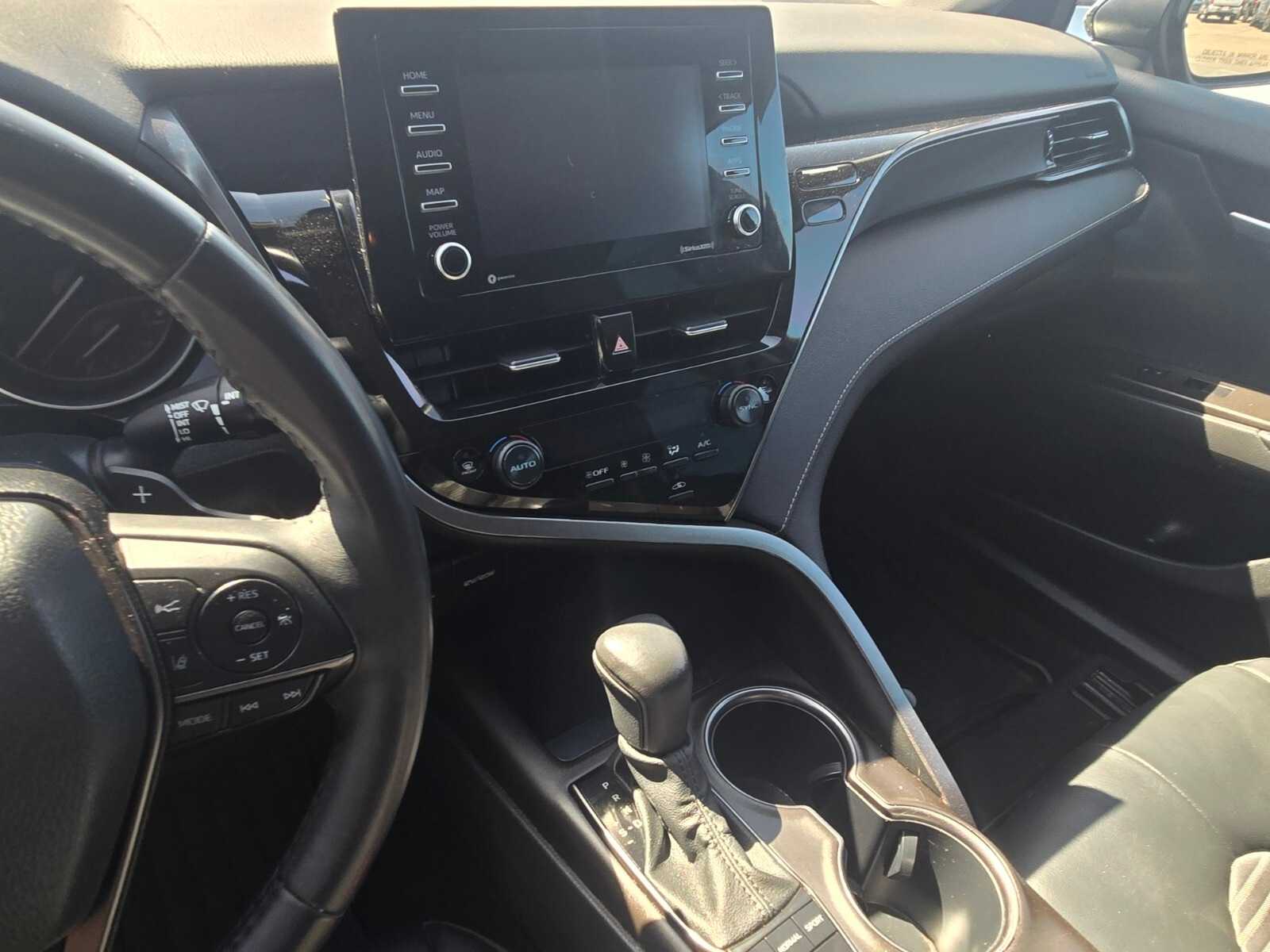 Thumbnail: 2023 Toyota Camry - 13