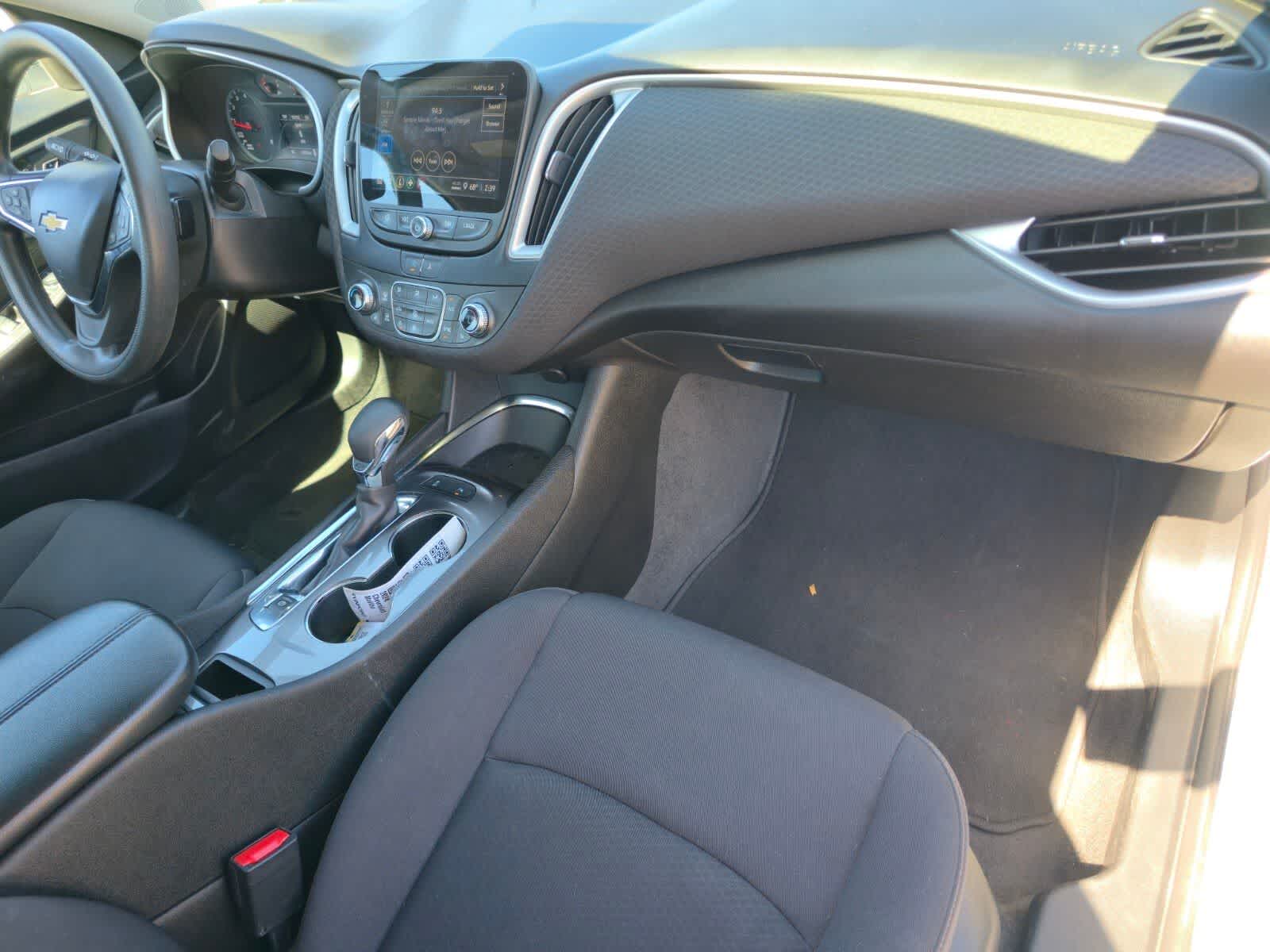 Thumbnail: 2024 Chevrolet Malibu - 10