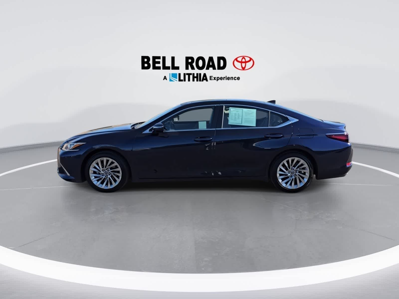 Thumbnail: 2019 Lexus ES - 5