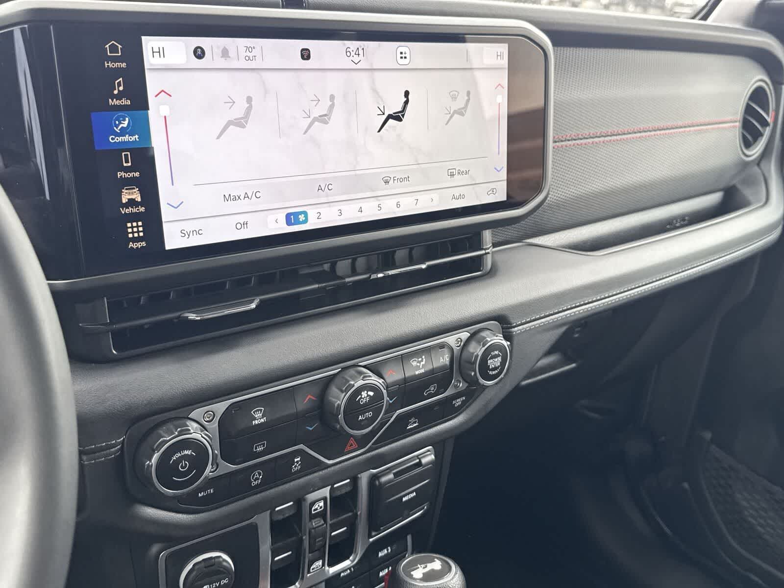 Thumbnail: 2024 Jeep Wrangler - 20