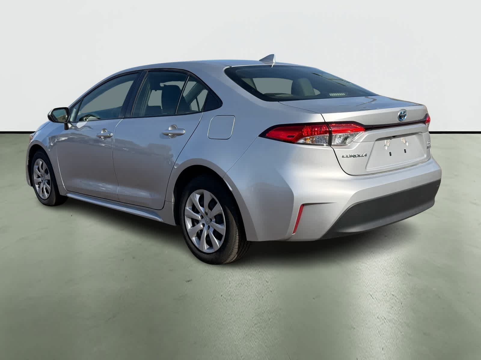 Thumbnail: 2024 Toyota Corolla - 3