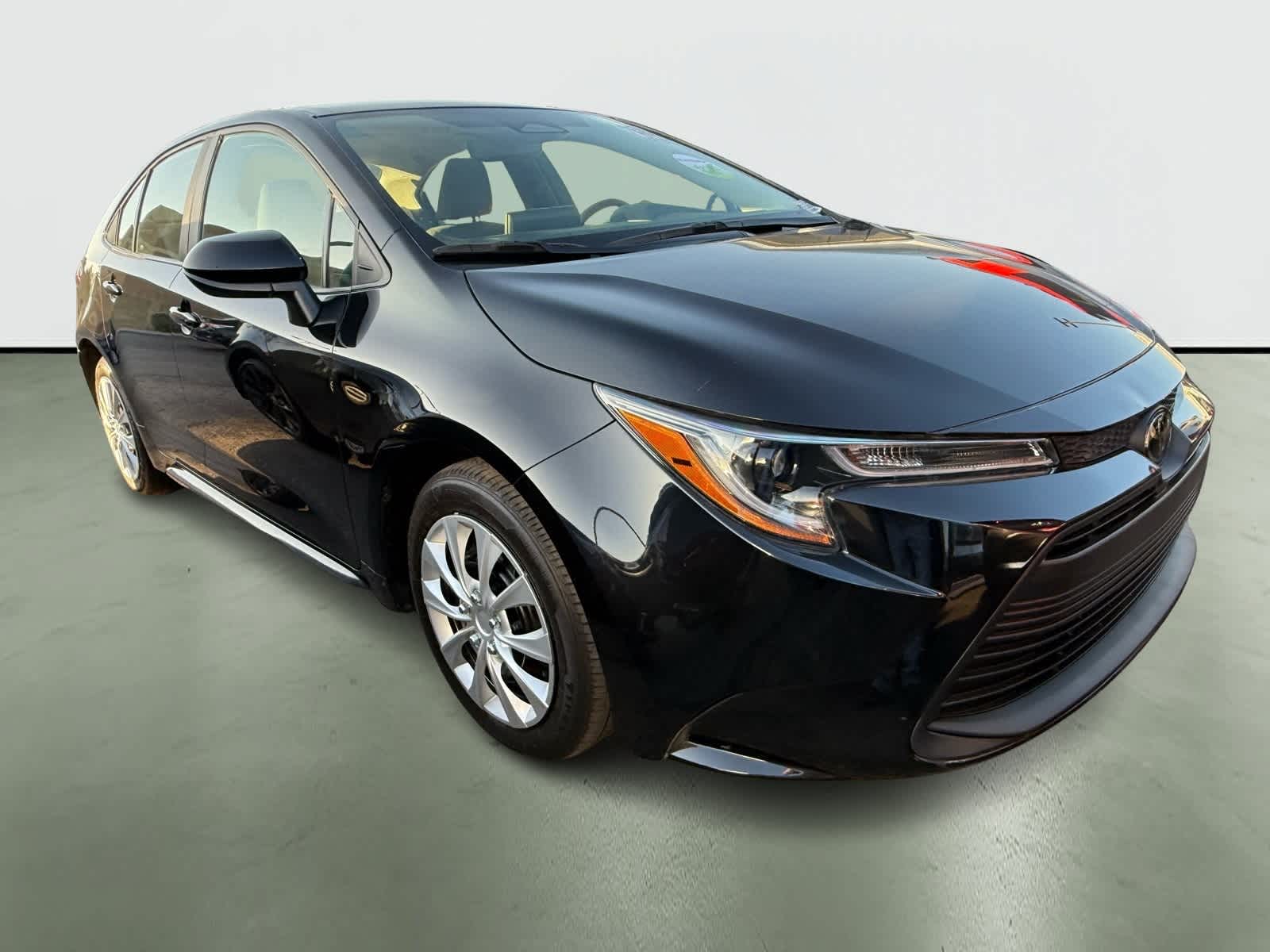 Thumbnail: 2024 Toyota Corolla - 4