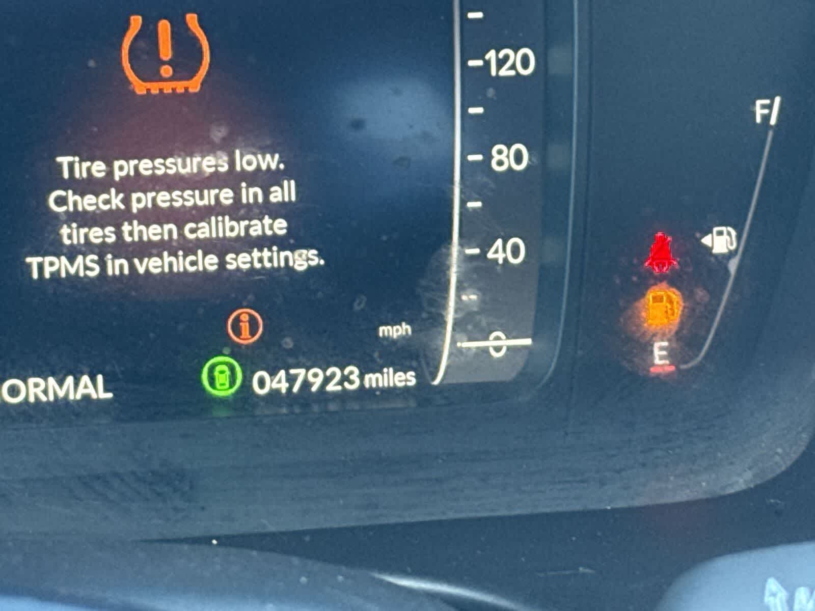 Thumbnail: 2023 Honda Civic - 31