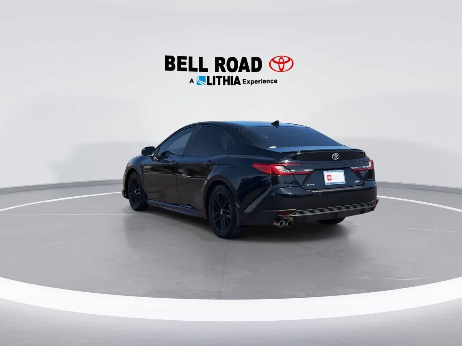 2025 Toyota Camry SE 6
