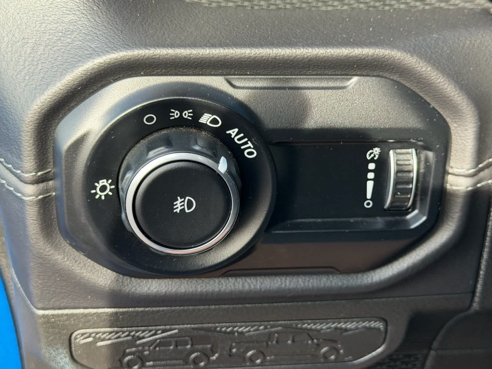 Thumbnail: 2025 Jeep Wrangler - 18