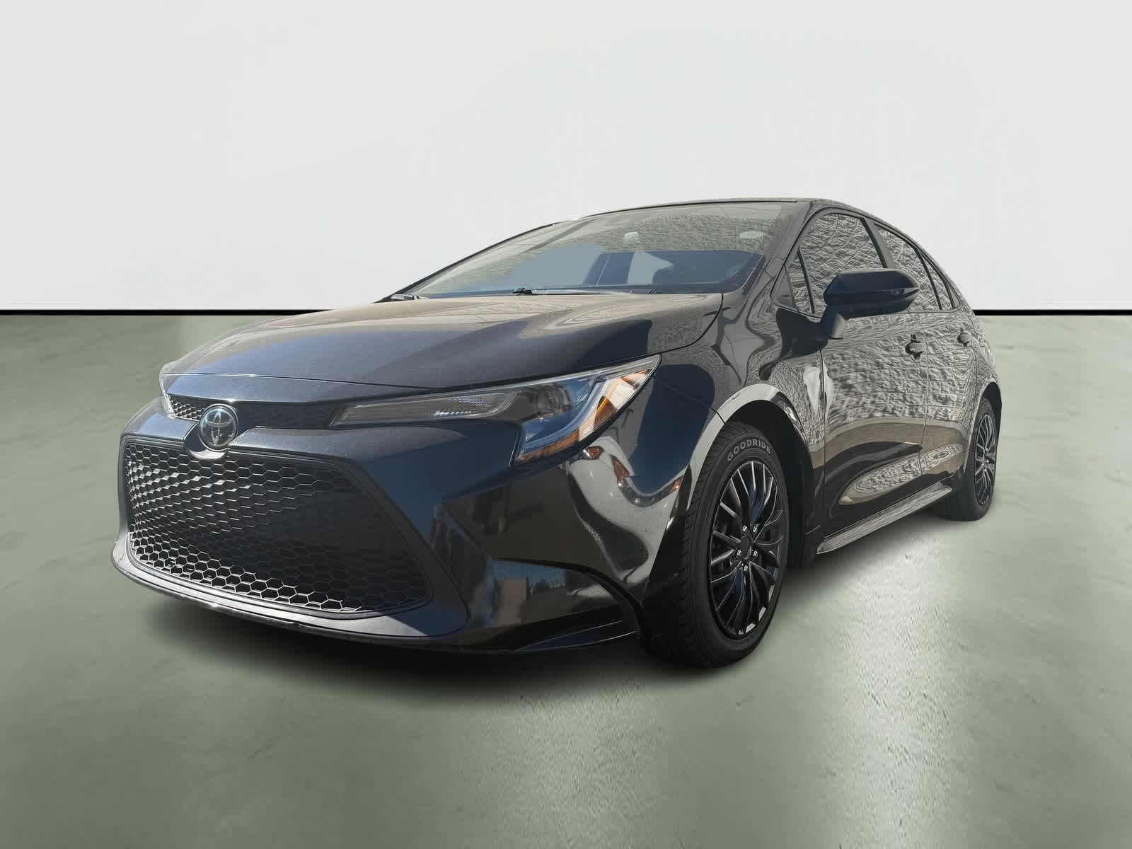 Thumbnail: 2022 Toyota Corolla - 2
