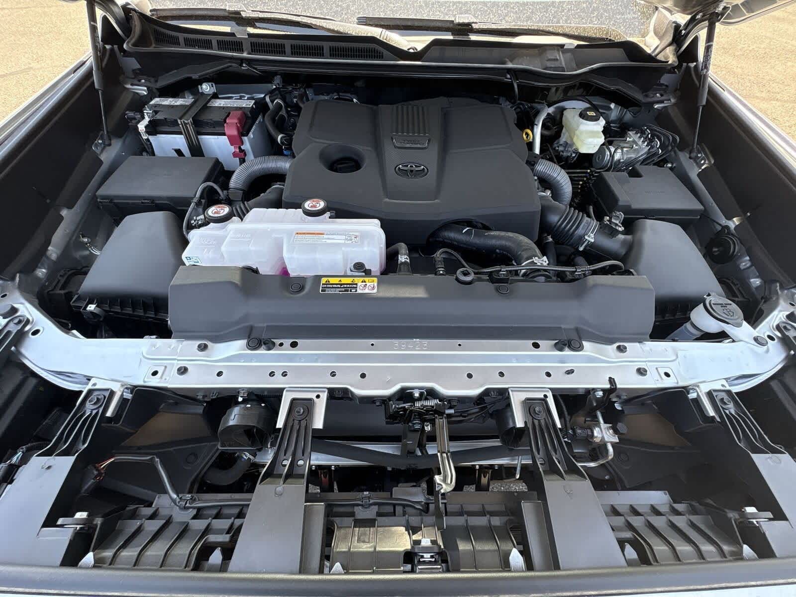 Thumbnail: 2025 Toyota Tundra - 32