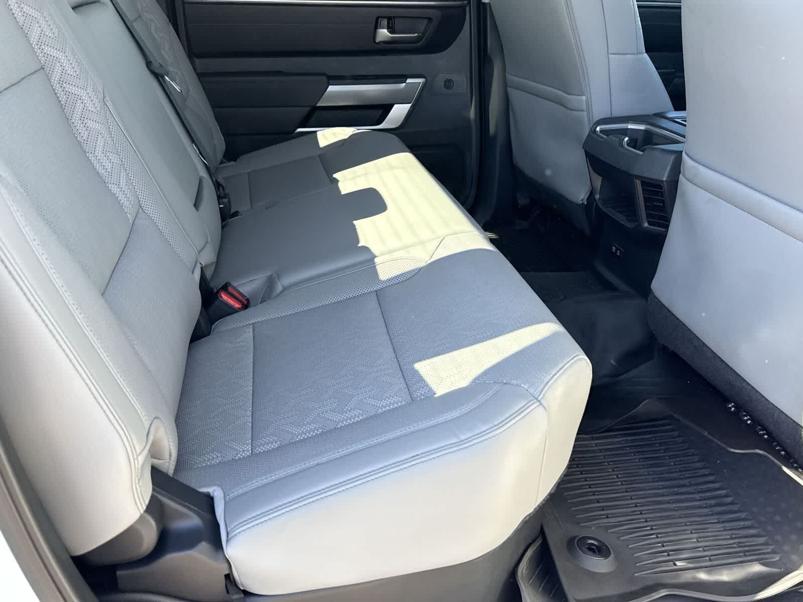 Thumbnail: 2024 Toyota Tundra - 13