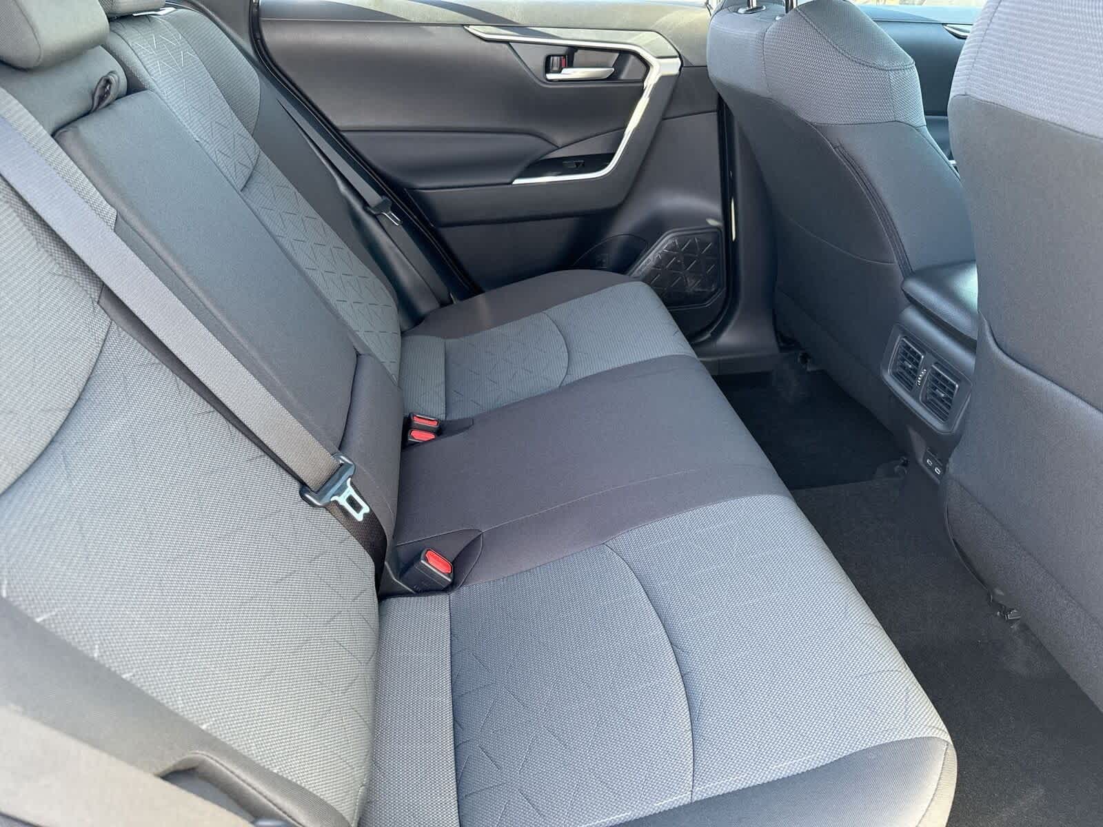 Thumbnail: 2025 Toyota RAV4 - 13