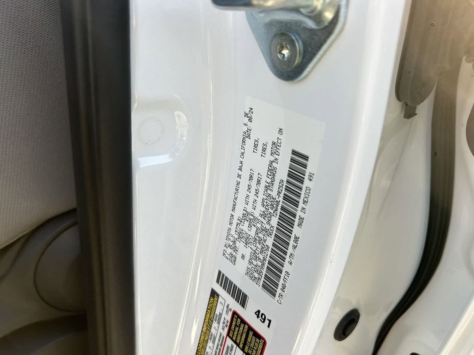 2024 Toyota Tacoma SR5 24