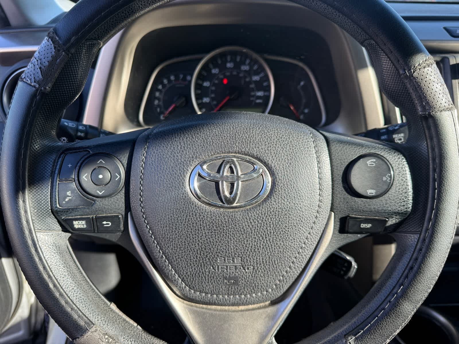 Thumbnail: 2015 Toyota RAV4 - 19