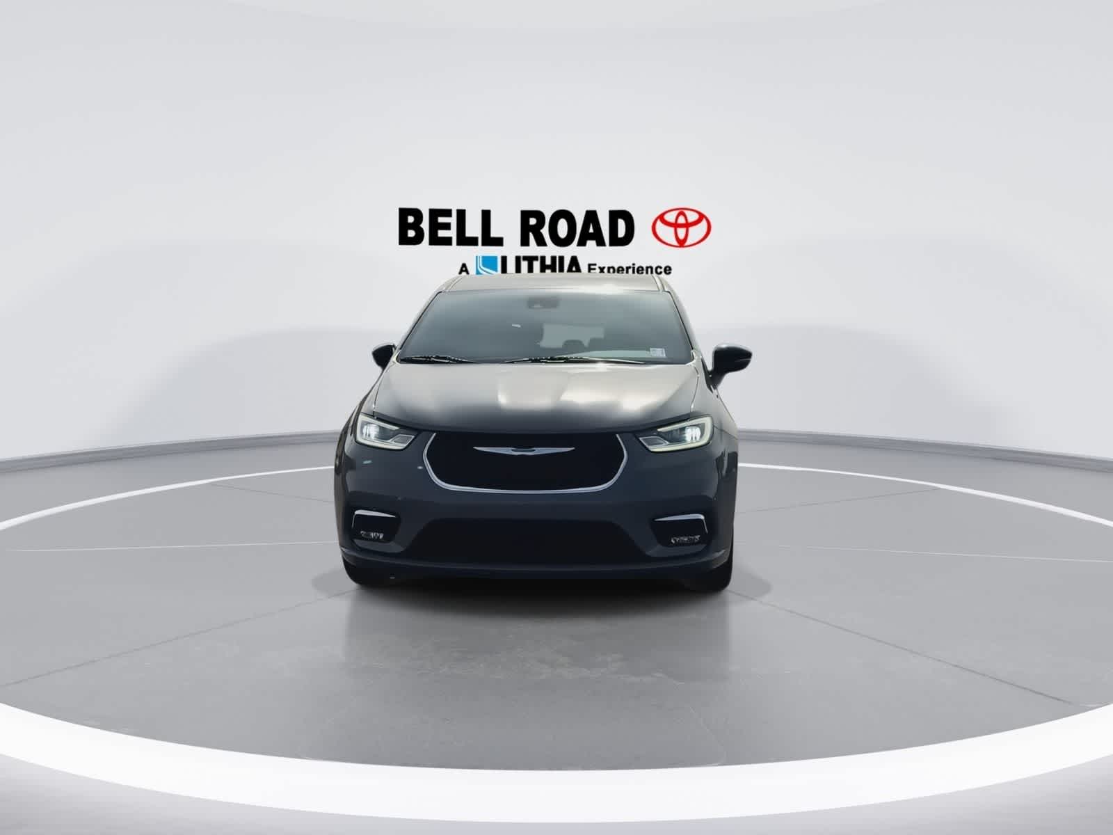 Thumbnail: 2025 Chrysler Pacifica - 4