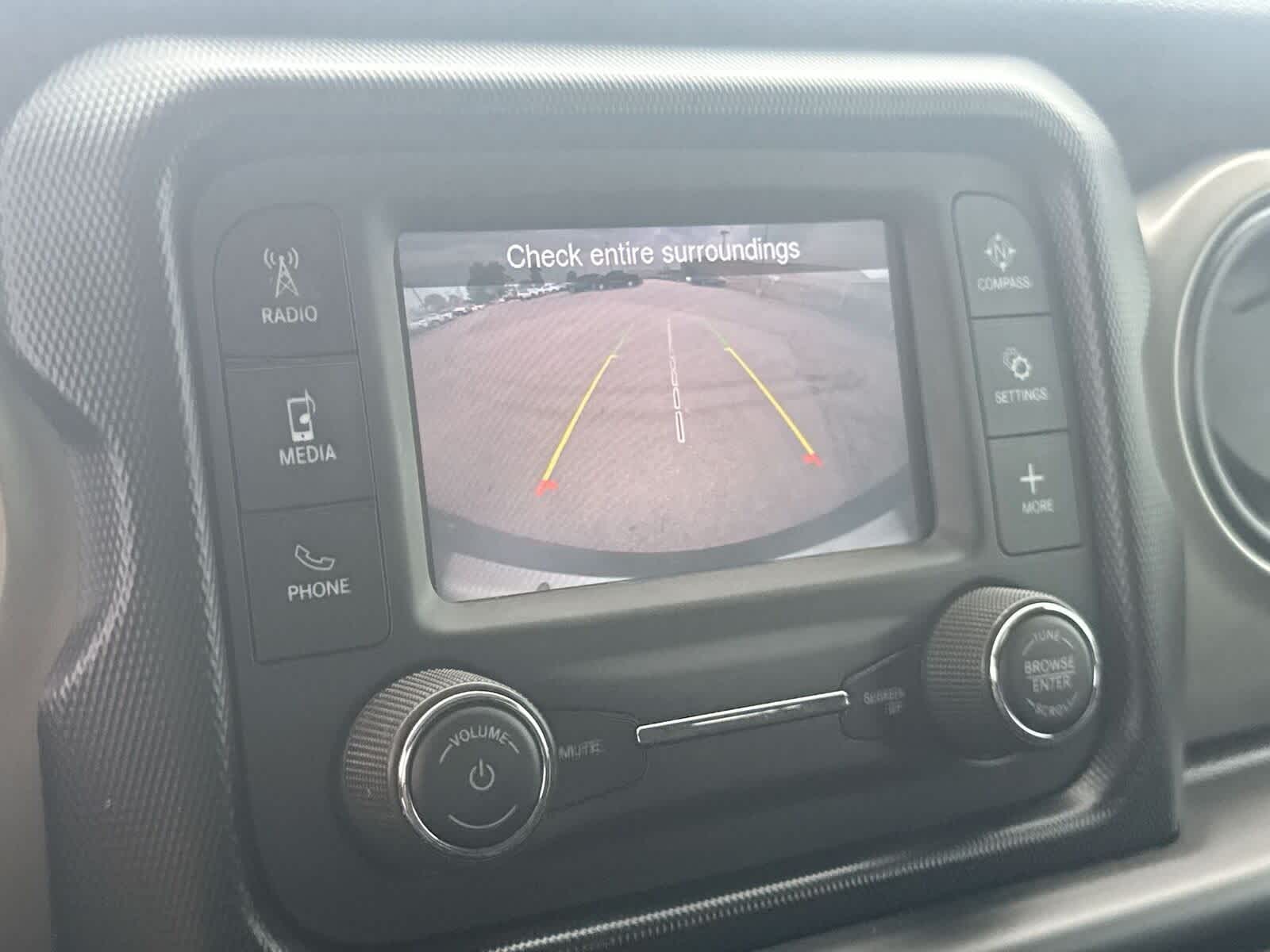 Thumbnail: 2021 Jeep Wrangler - 21