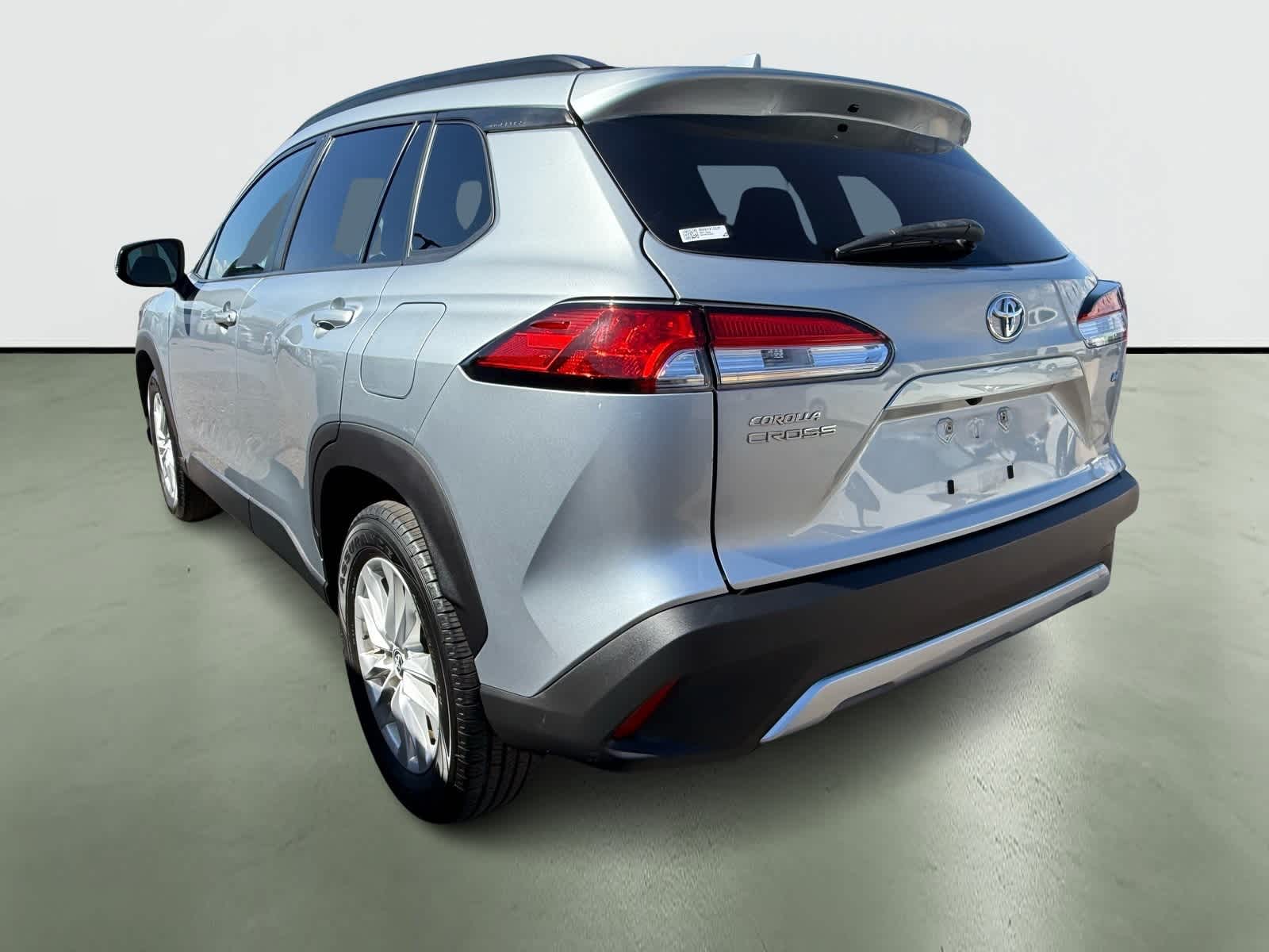 Thumbnail: 2022 Toyota Corolla Cross - 3