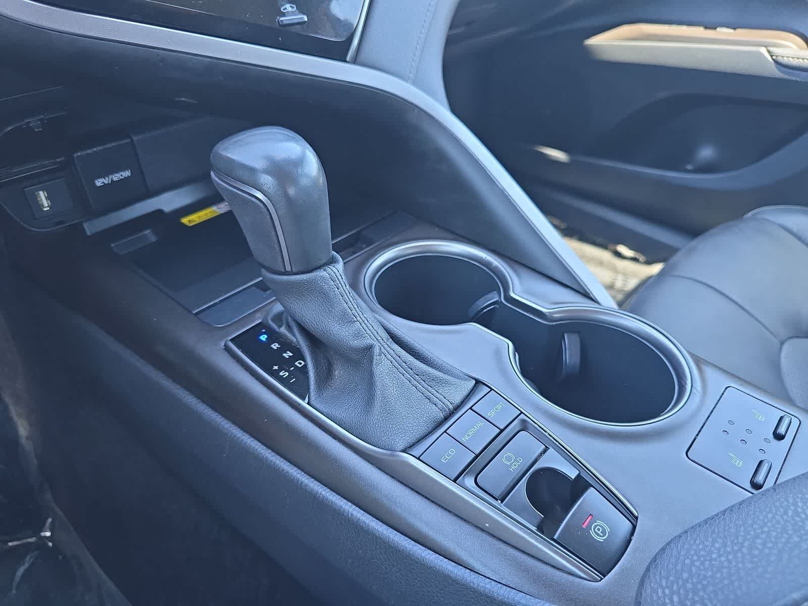Thumbnail: 2023 Toyota Camry - 25