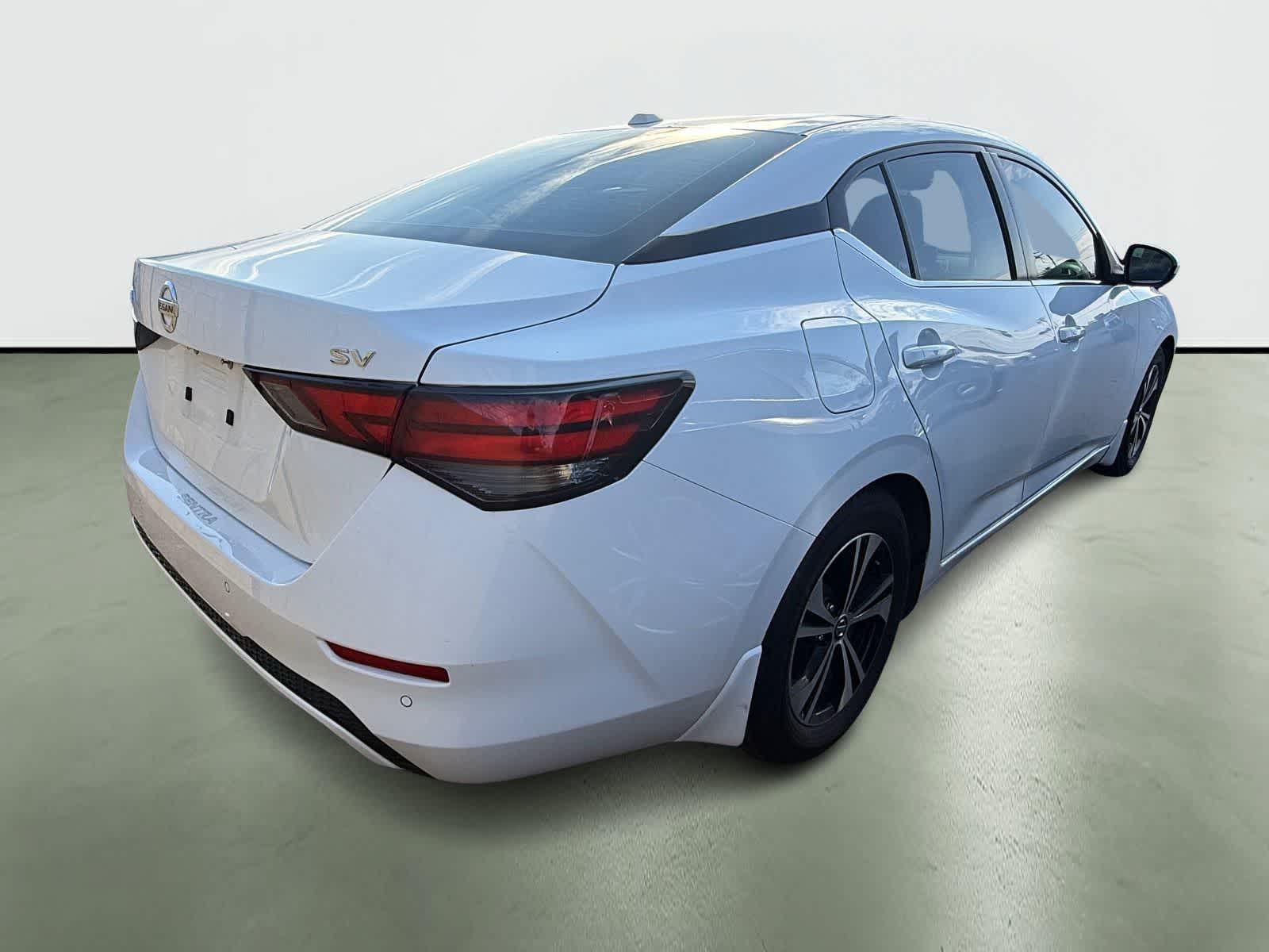 Thumbnail: 2022 Nissan Sentra - 4