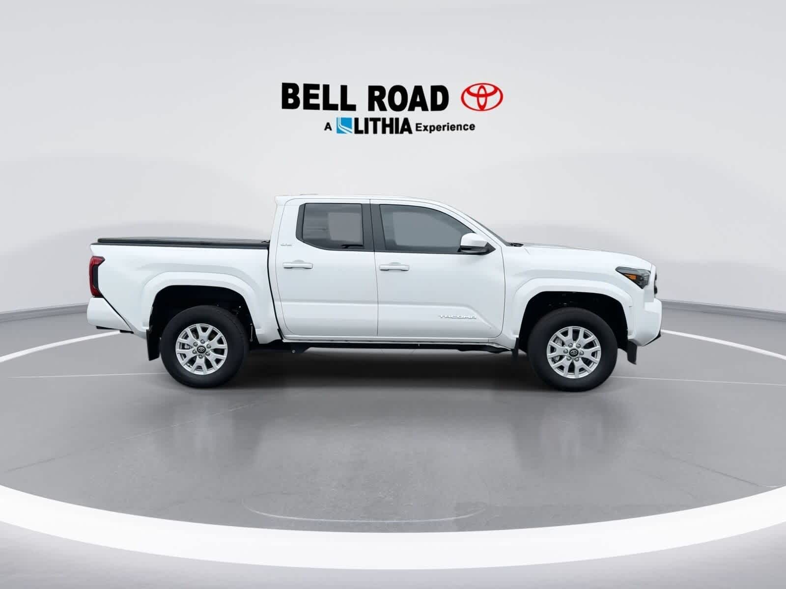 Thumbnail: 2024 Toyota Tacoma - 9