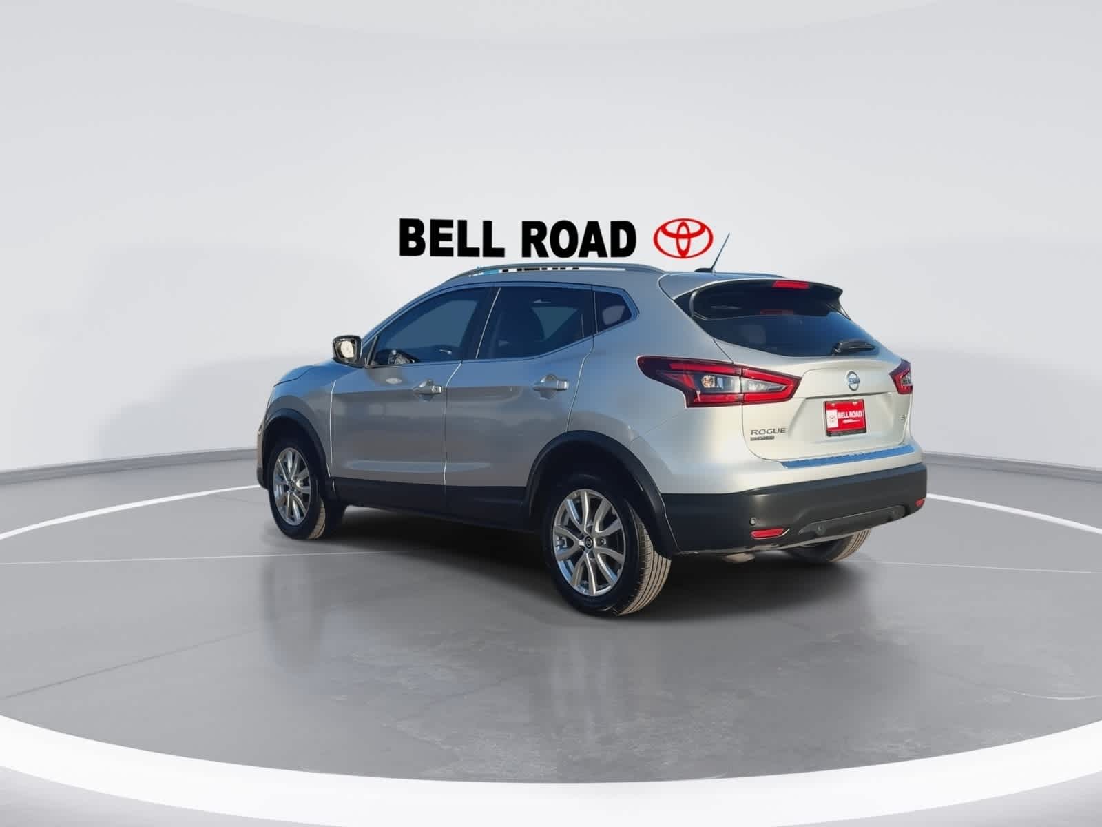 Thumbnail: 2020 Nissan Rogue Sport - 6