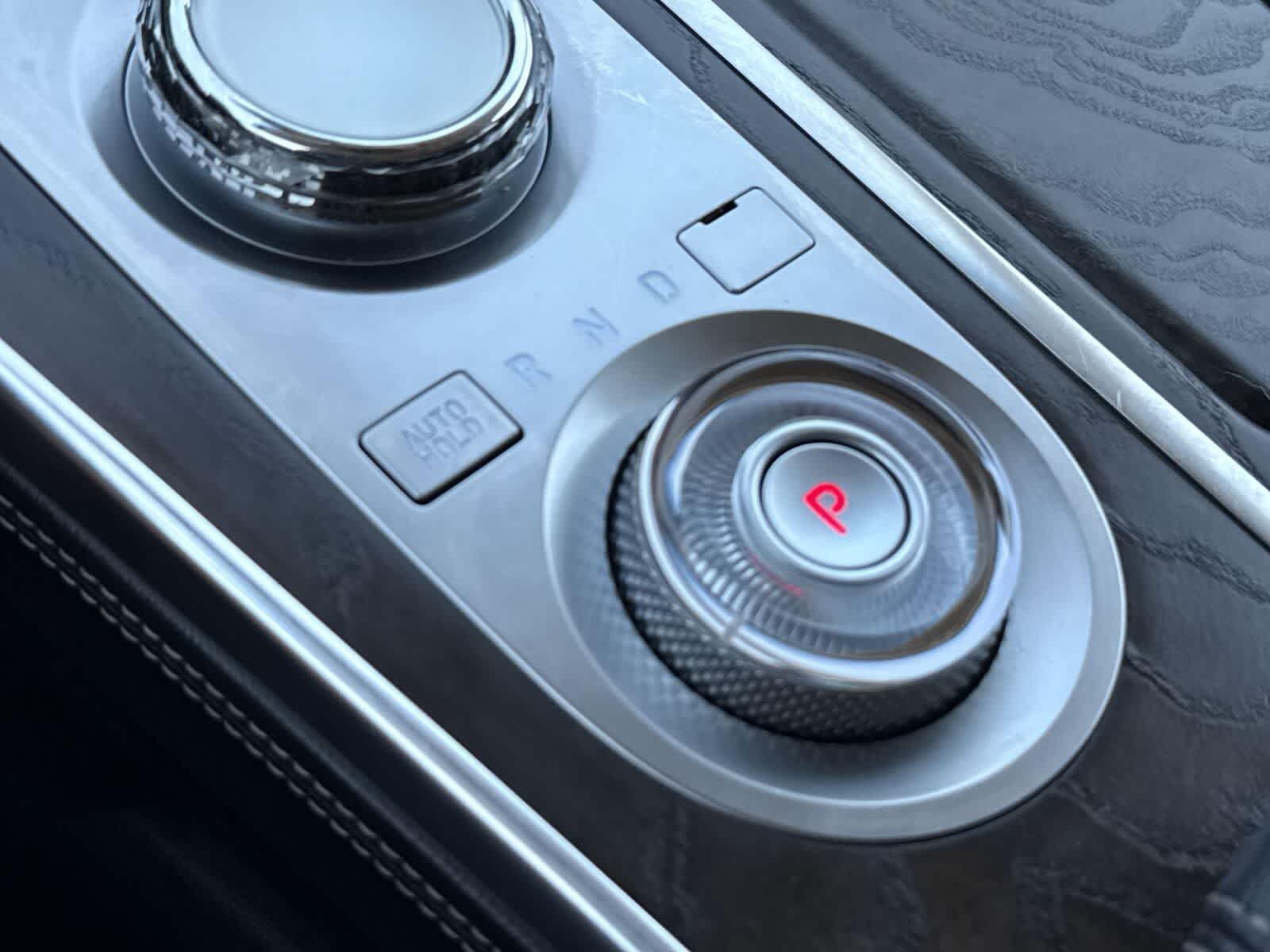 Thumbnail: 2024 Genesis GV80 - 24