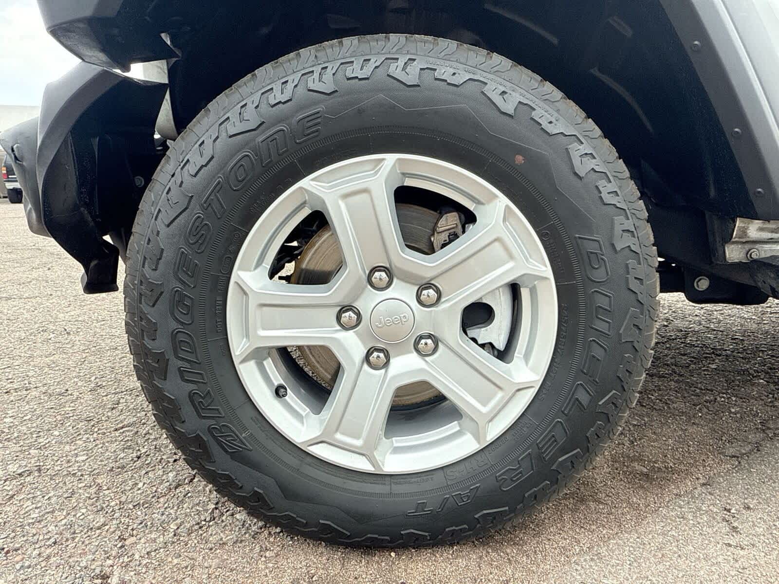 Thumbnail: 2021 Jeep Wrangler - 10