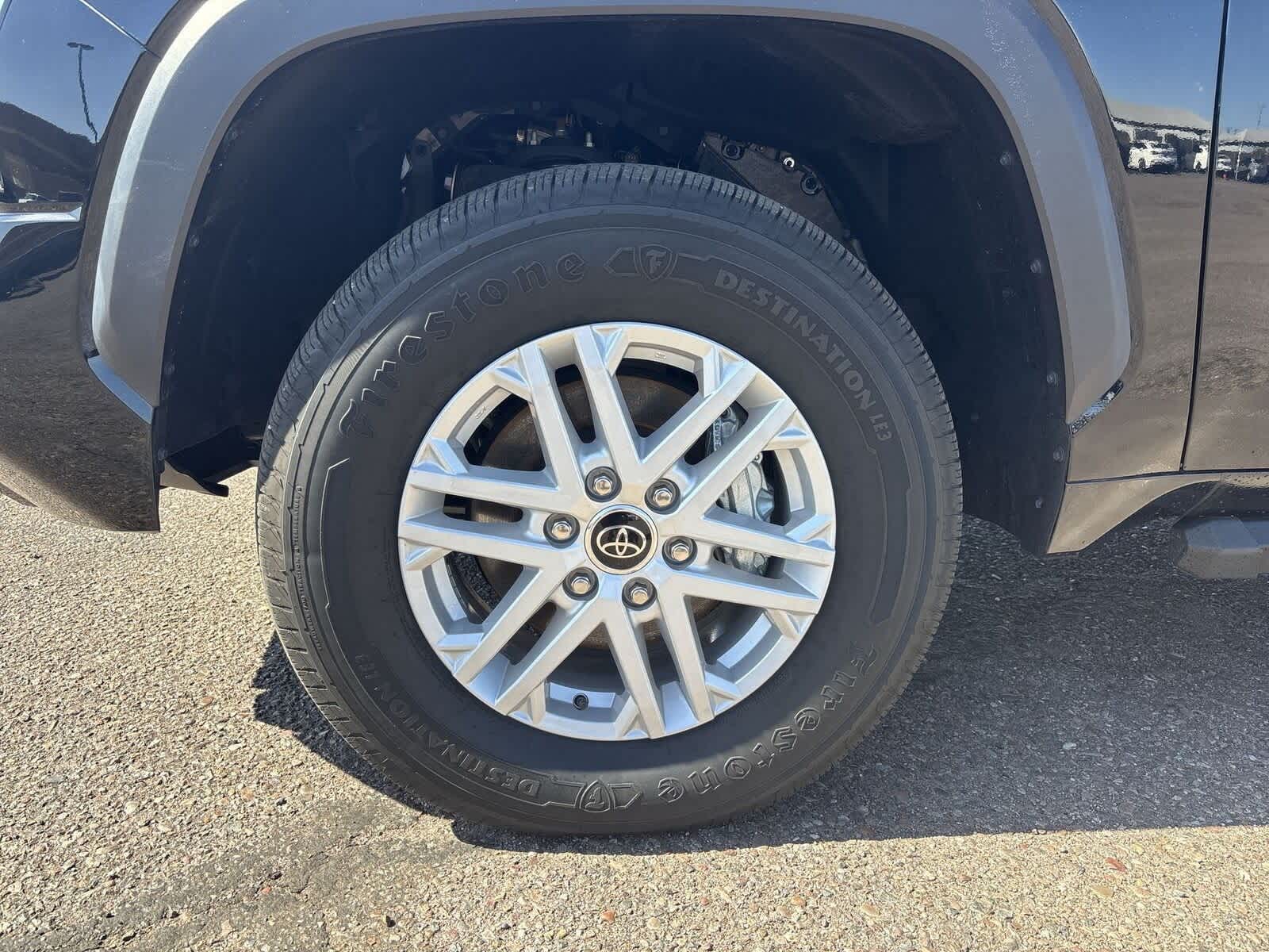 Thumbnail: 2024 Toyota Tundra - 10