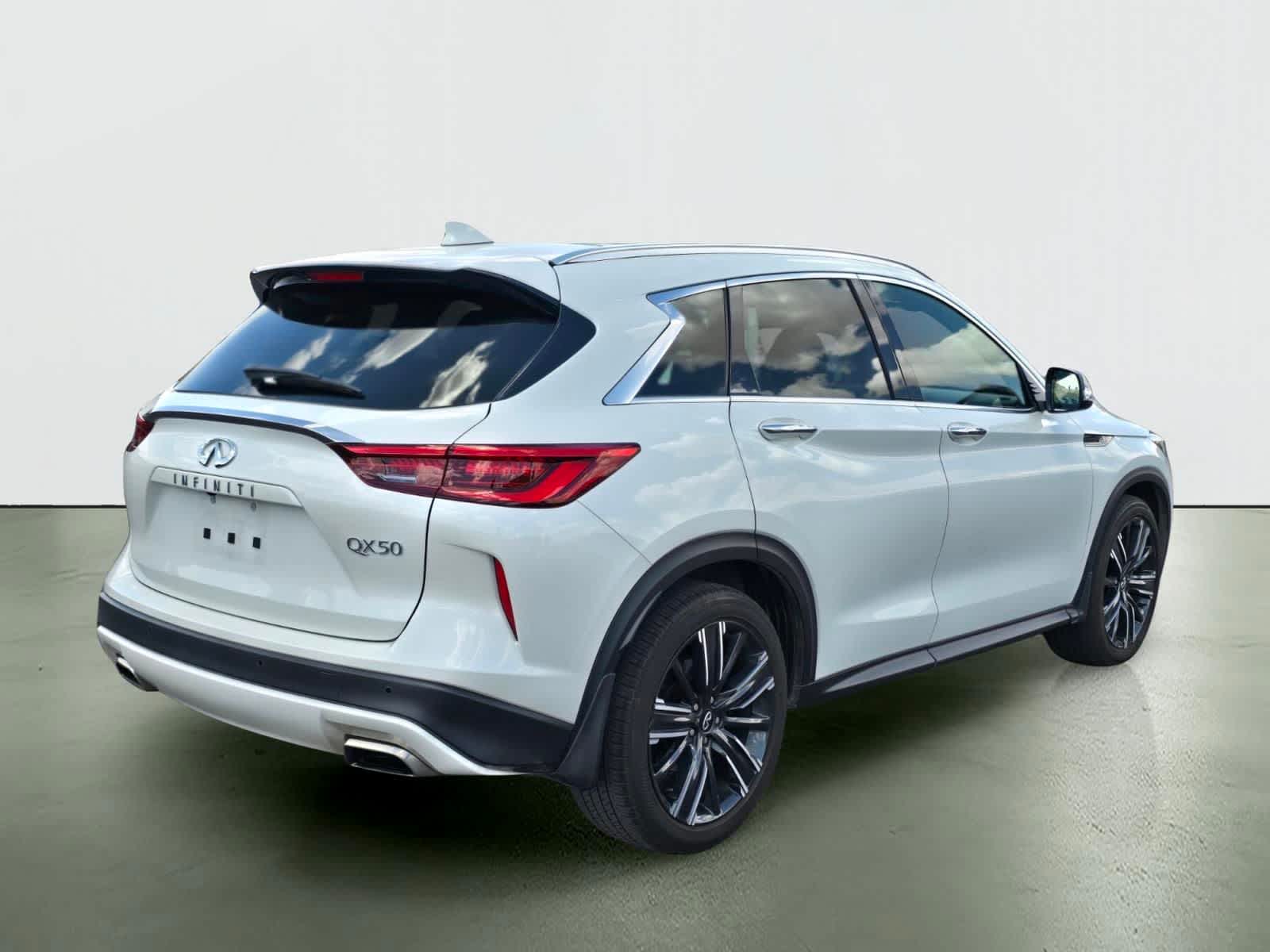 Thumbnail: 2021 INFINITI QX50 - 6