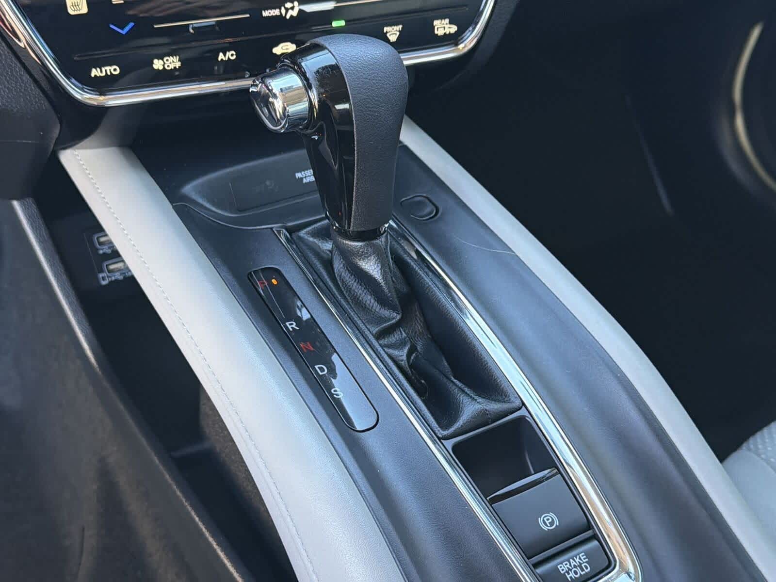 Thumbnail: 2022 Honda HR-V - 25