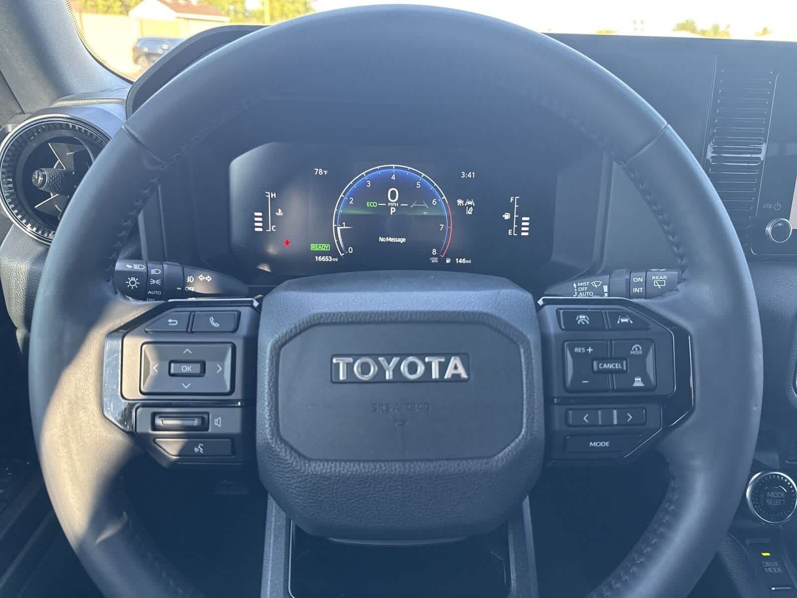 Thumbnail: 2025 Toyota Land Cruiser - 32