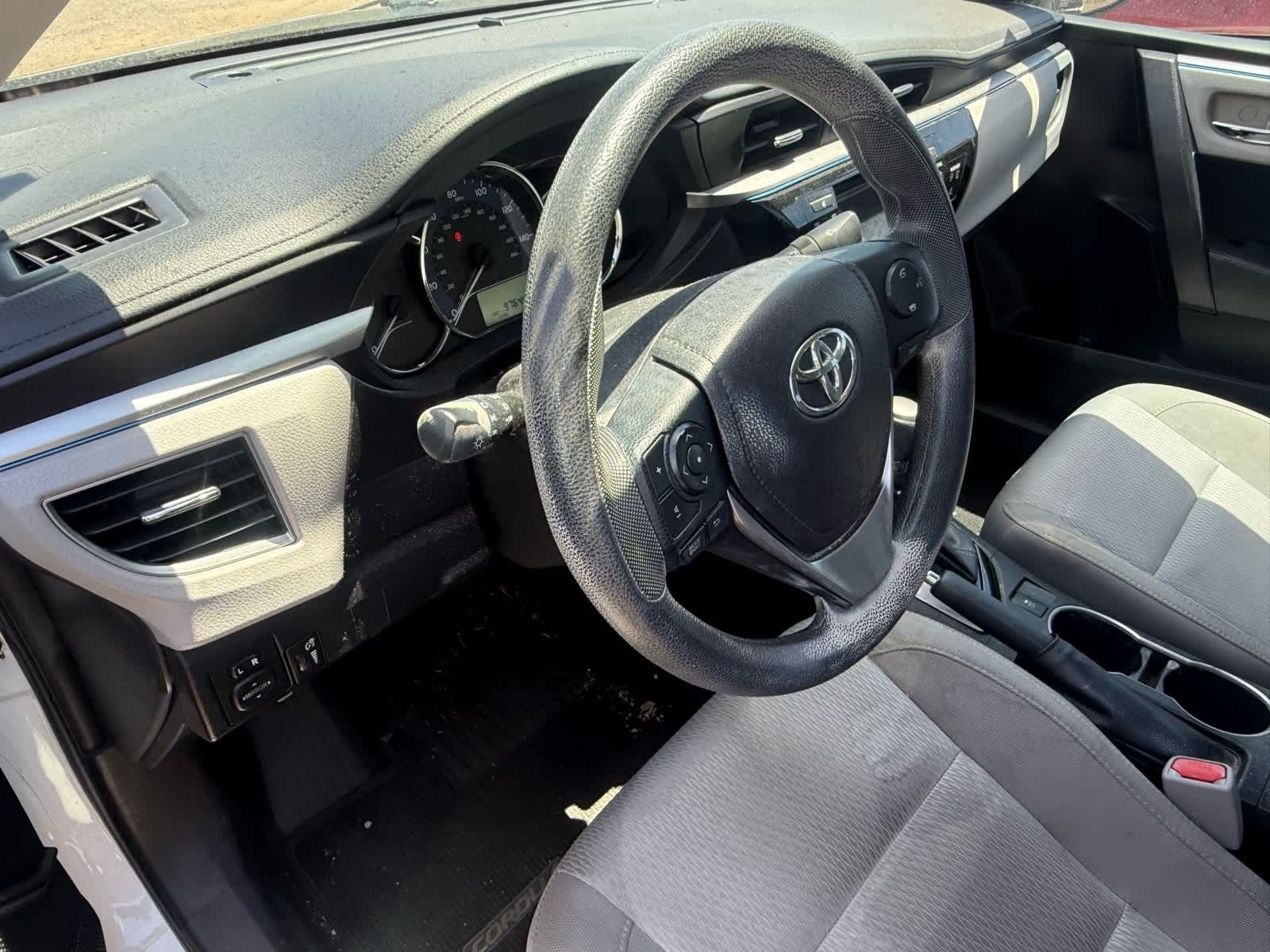 Thumbnail: 2014 Toyota Corolla - 9