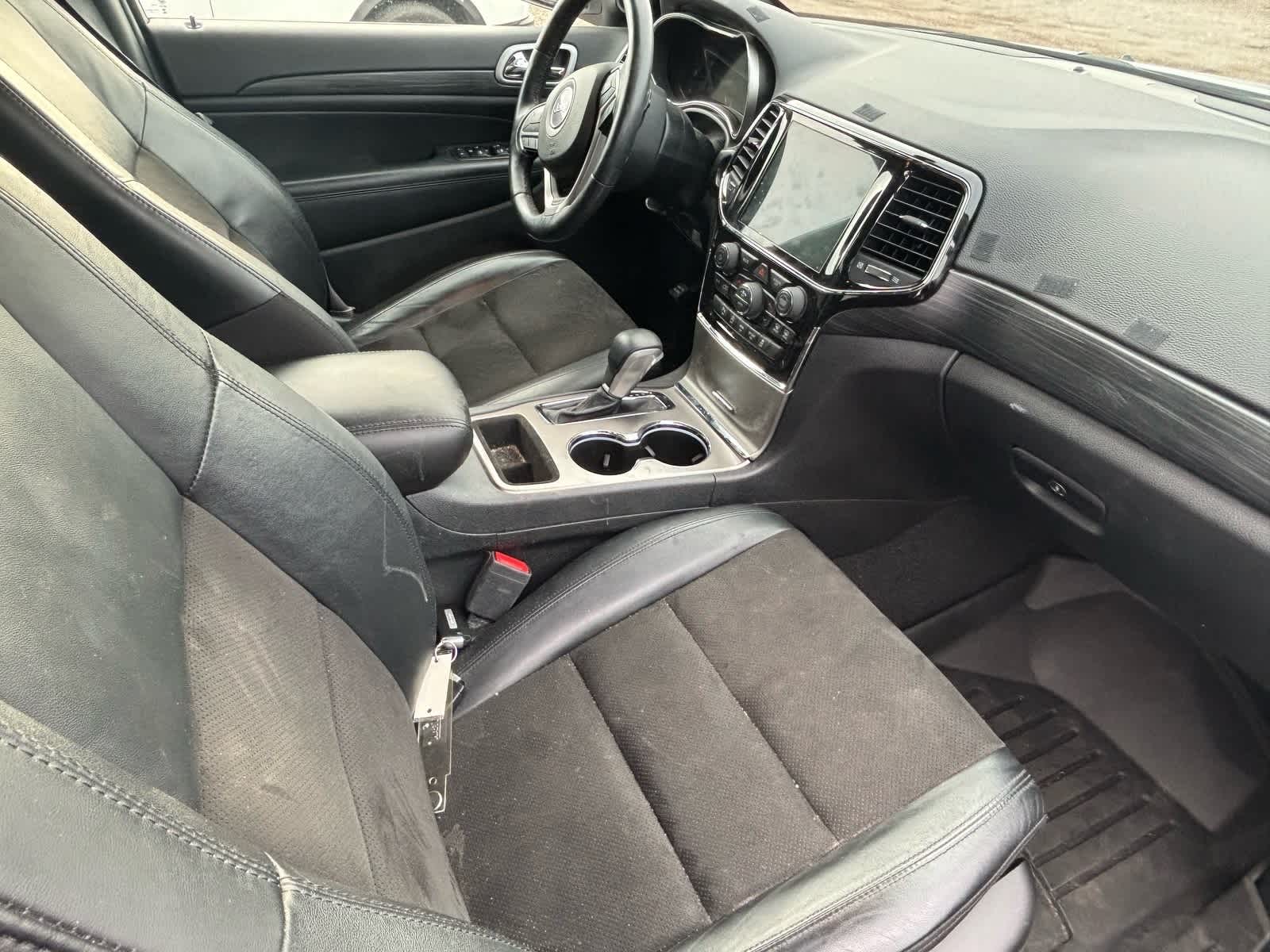 Thumbnail: 2021 Jeep Grand Cherokee - 12