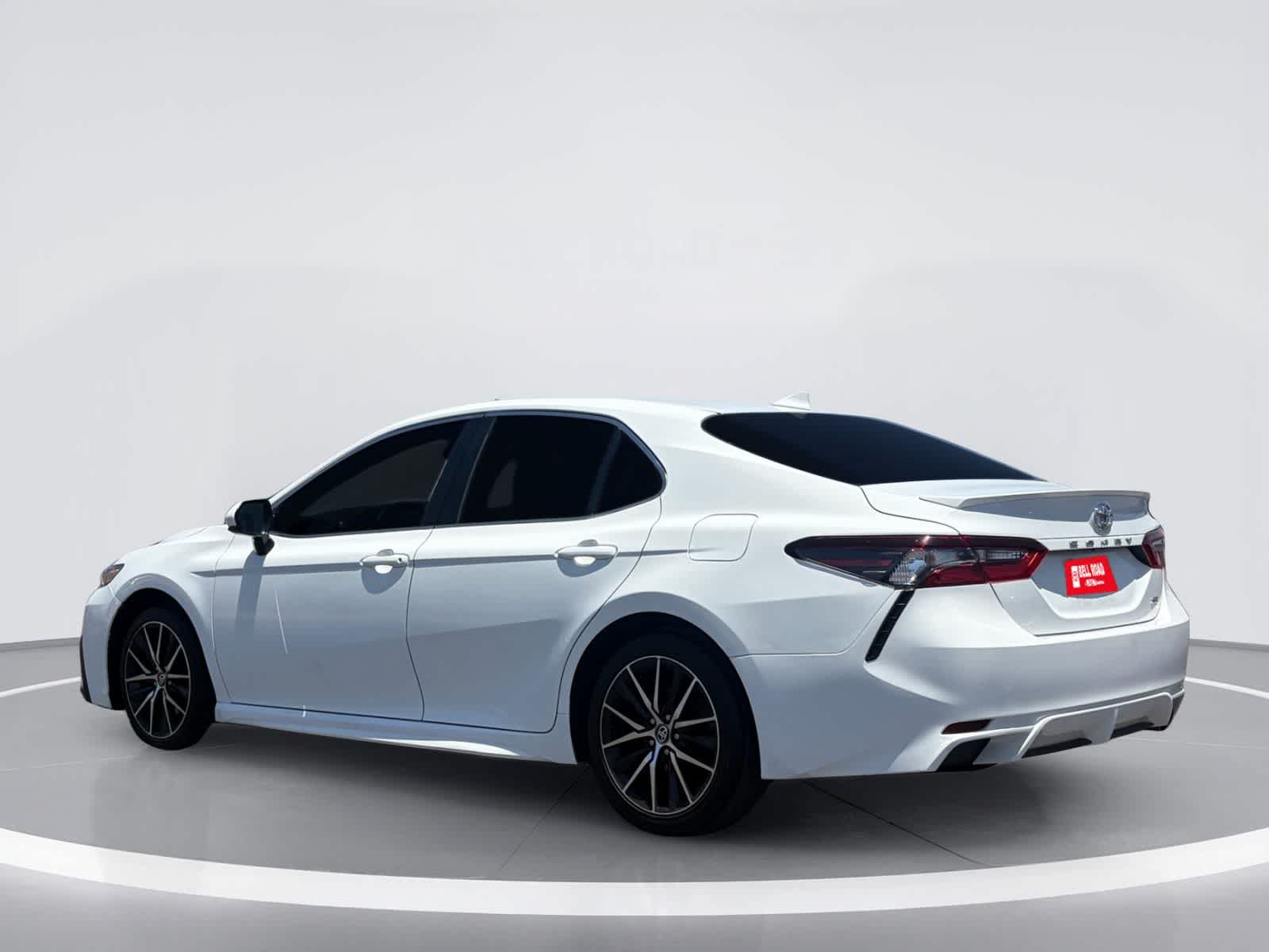 Thumbnail: 2021 Toyota Camry - 3