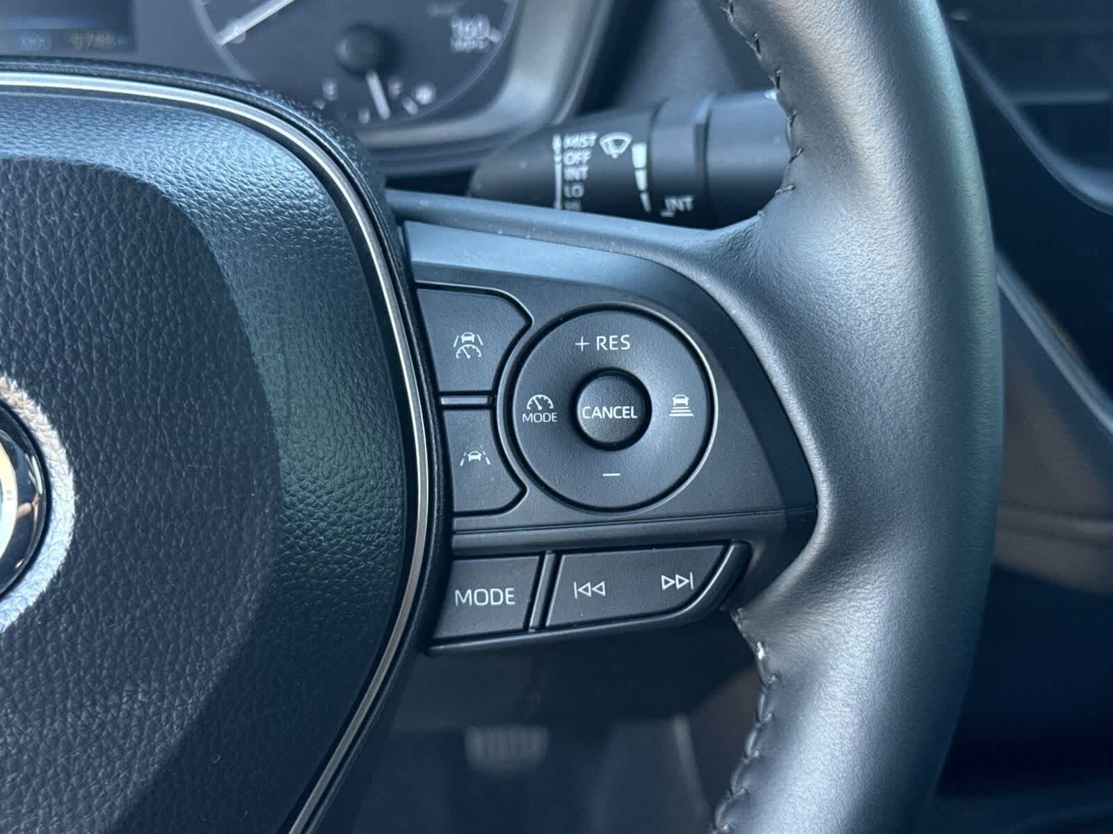 Thumbnail: 2025 Toyota Corolla - 28