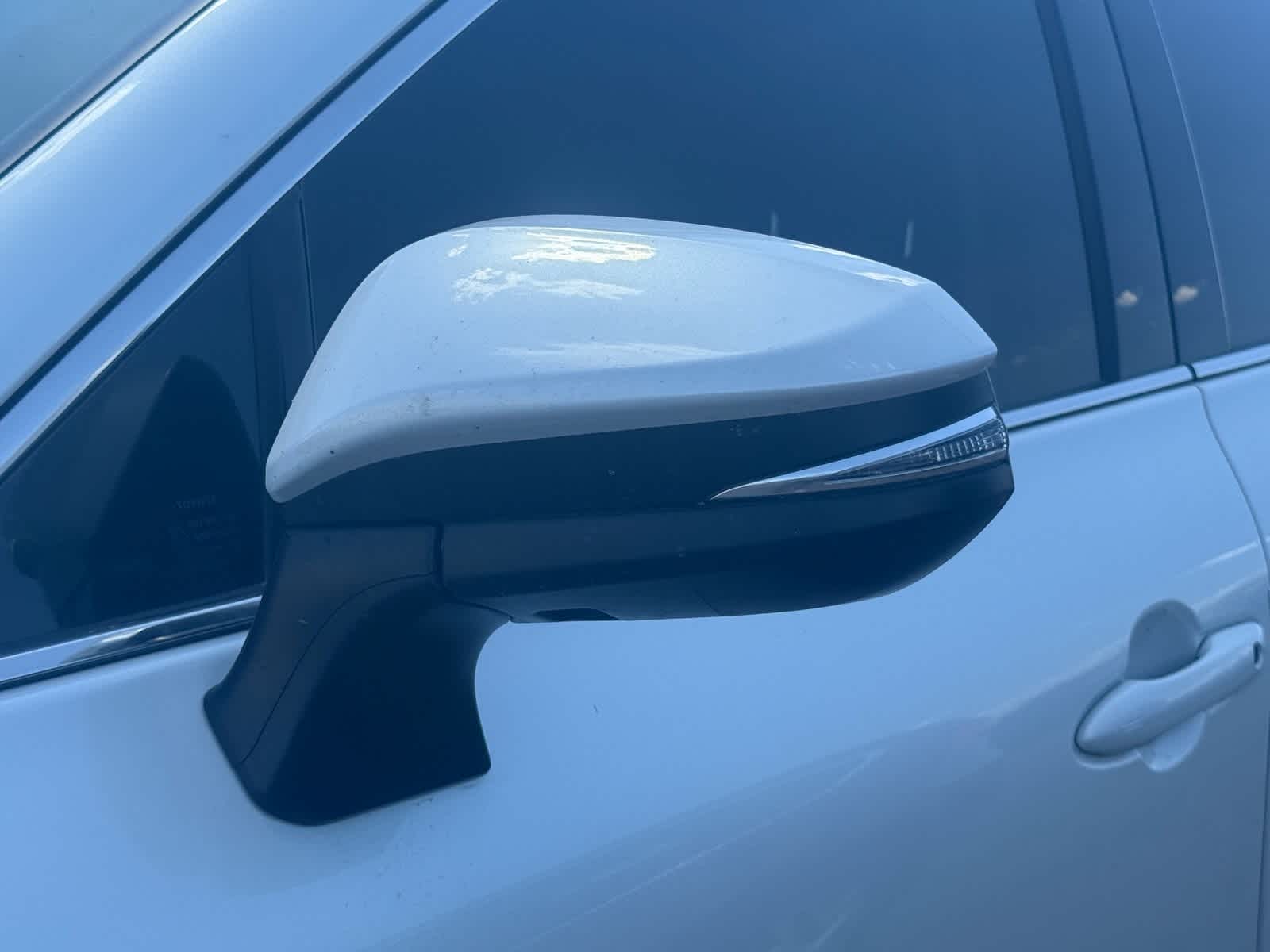 Thumbnail: 2024 Toyota Venza - 10