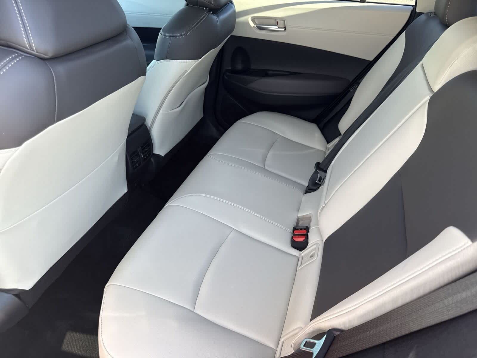 Thumbnail: 2023 Toyota Corolla Cross - 14