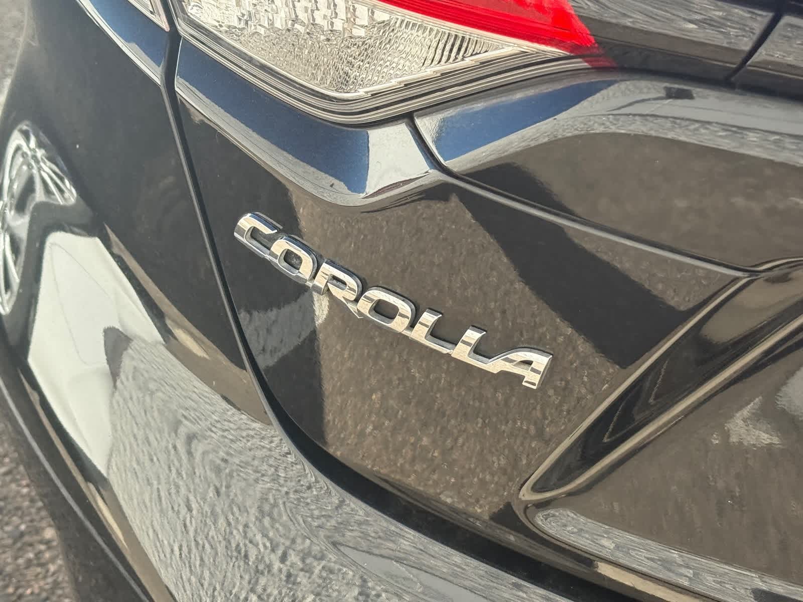 Thumbnail: 2022 Toyota Corolla - 10