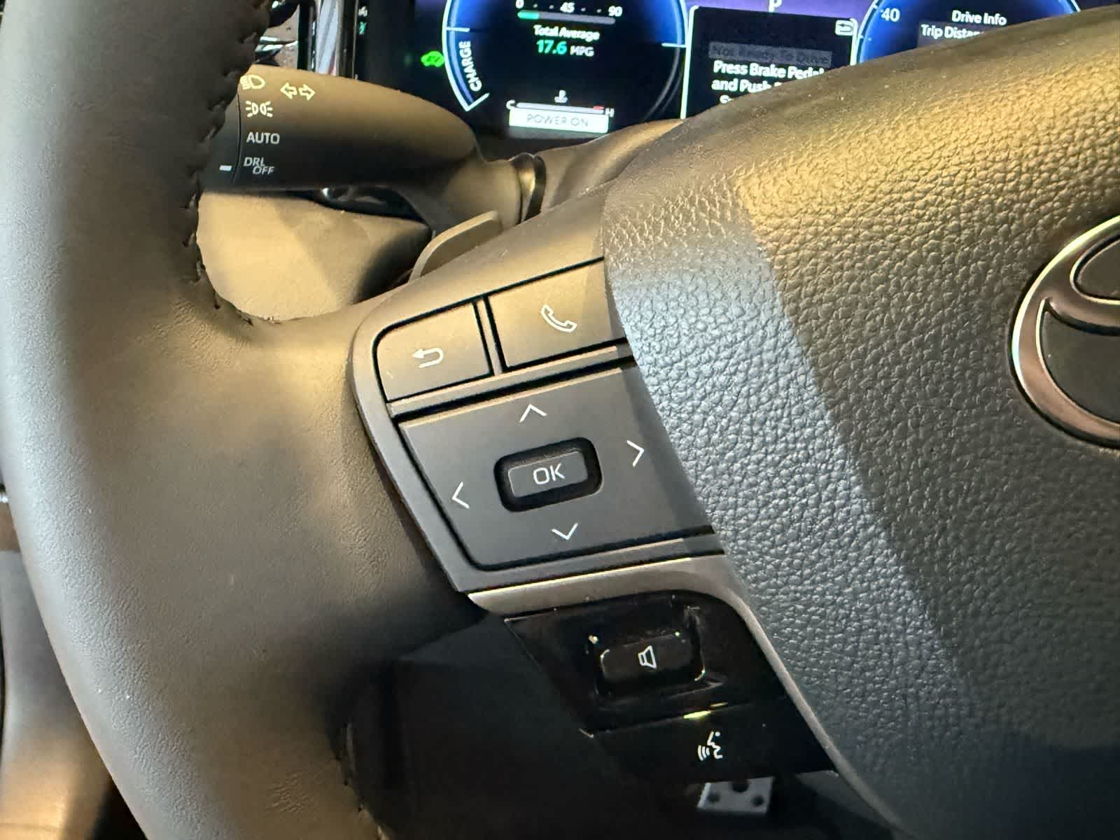 Thumbnail: 2025 Toyota Camry - 14