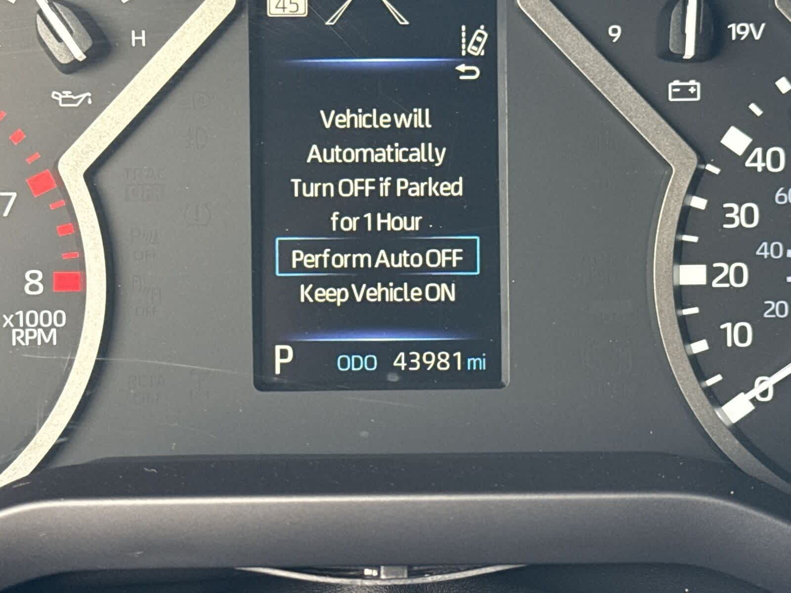 Thumbnail: 2022 Toyota Tundra - 30