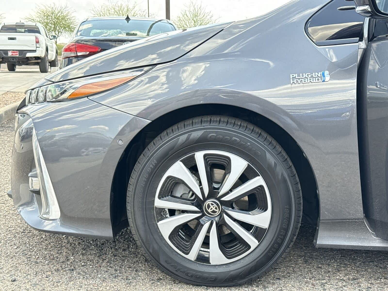 Thumbnail: 2018 Toyota Prius Prime - 33